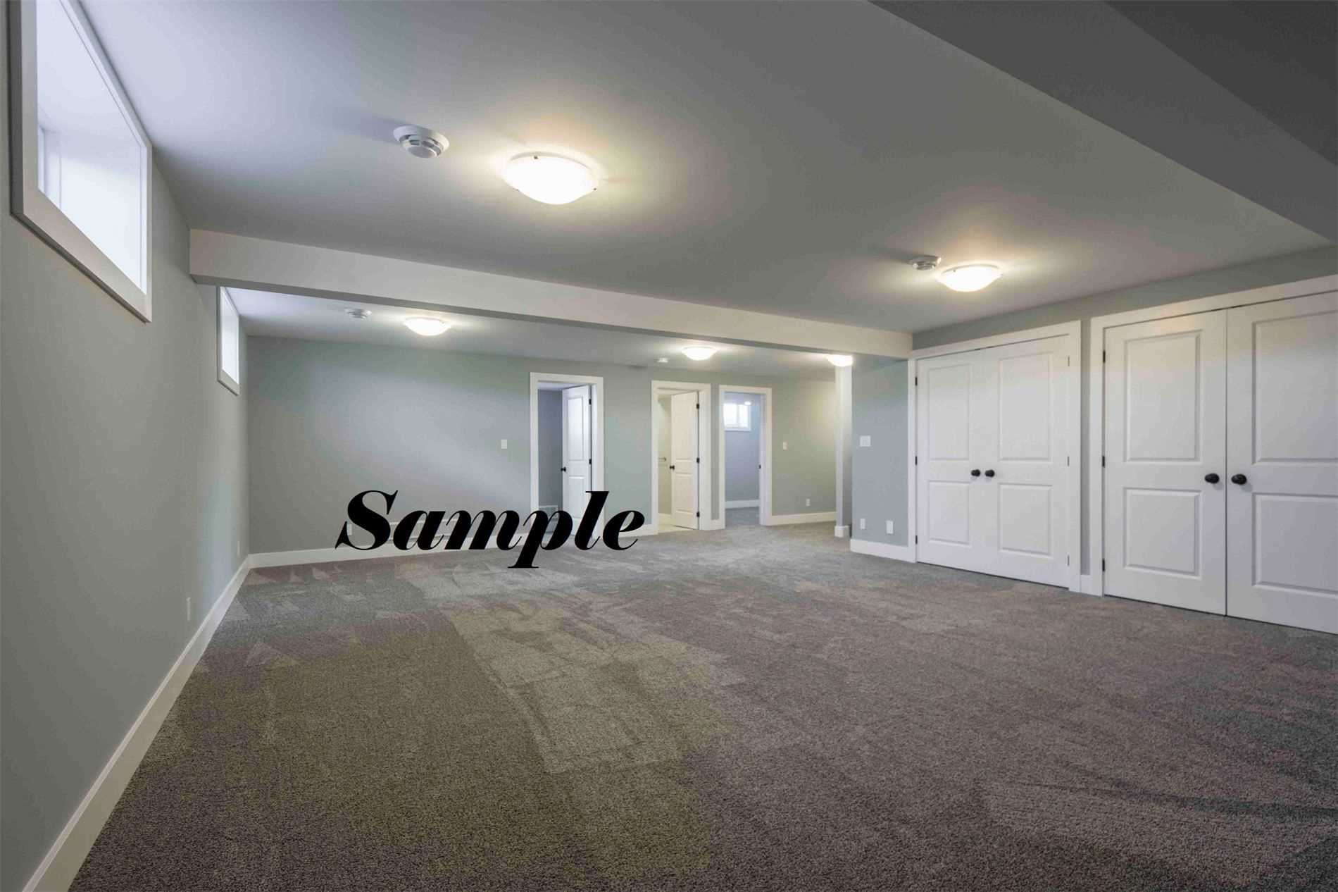 110 Farrington Cres
