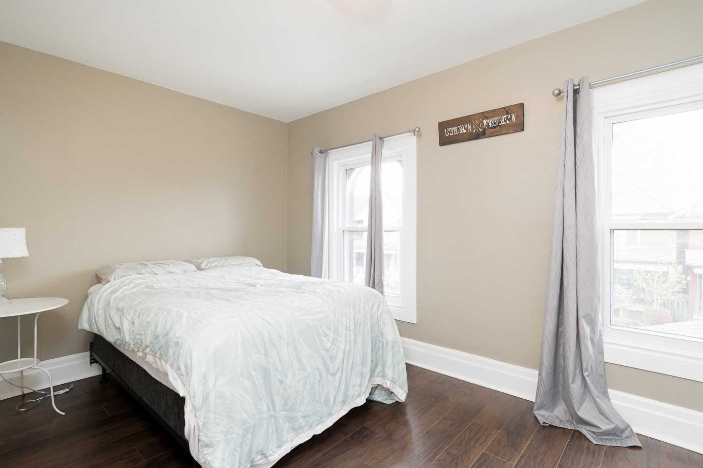 12 Somerset Ave