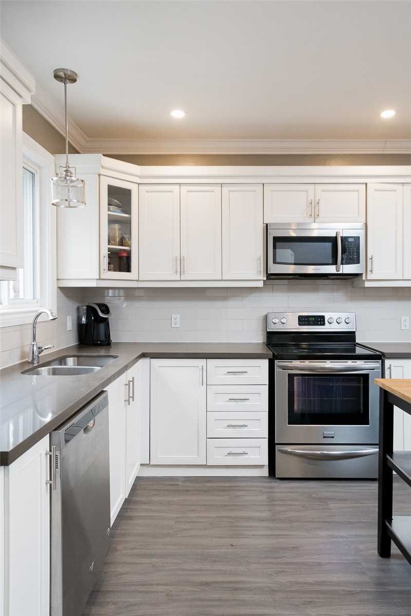 12 Somerset Ave