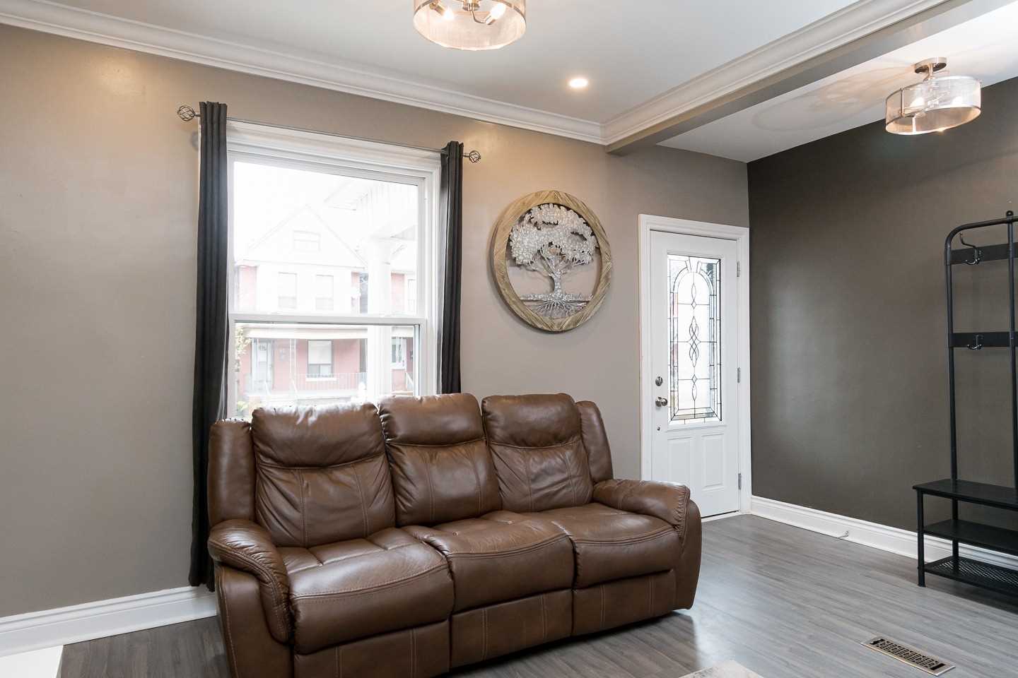 12 Somerset Ave