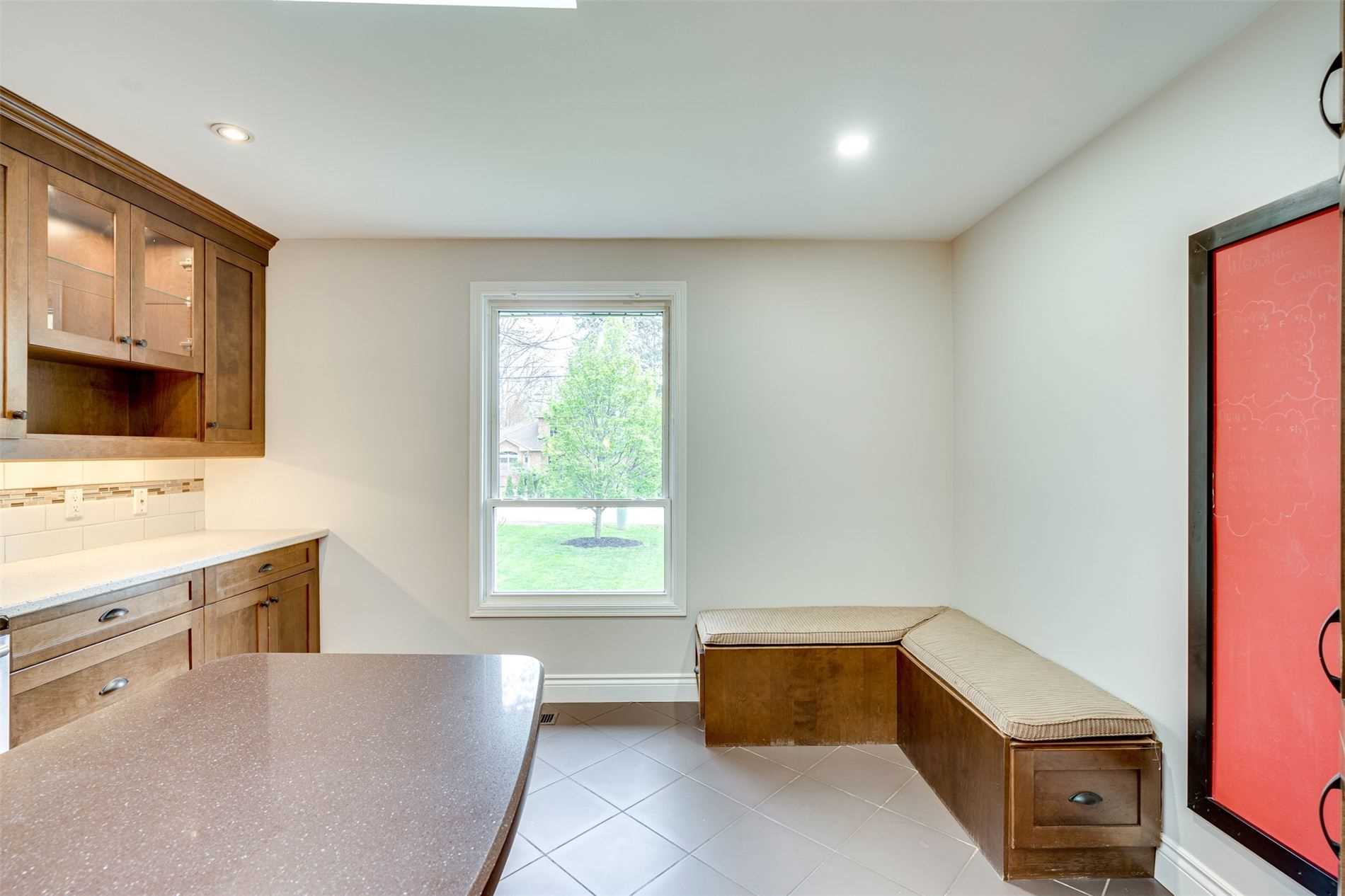 34 Jerseyville Rd E