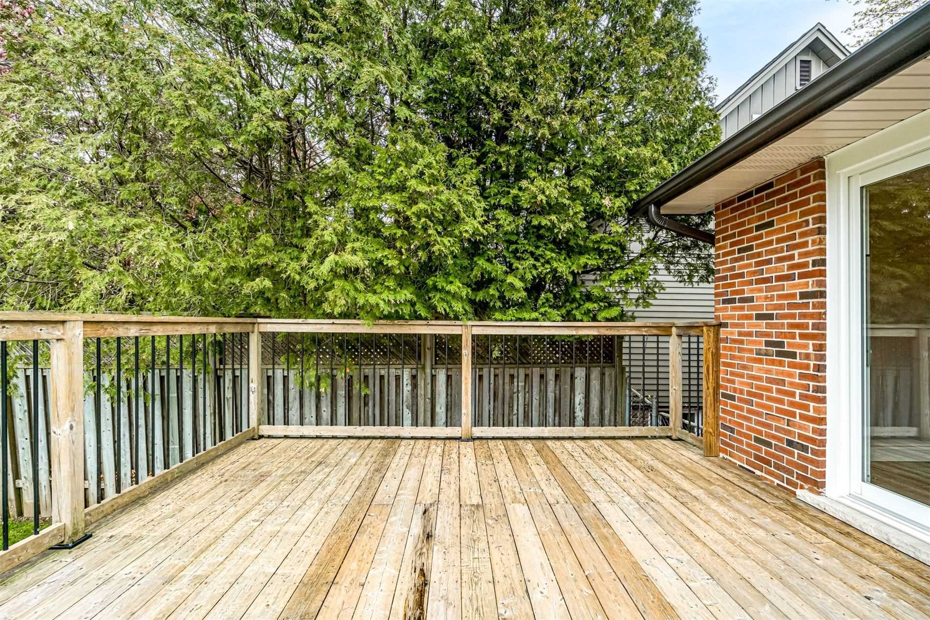 34 Jerseyville Rd E