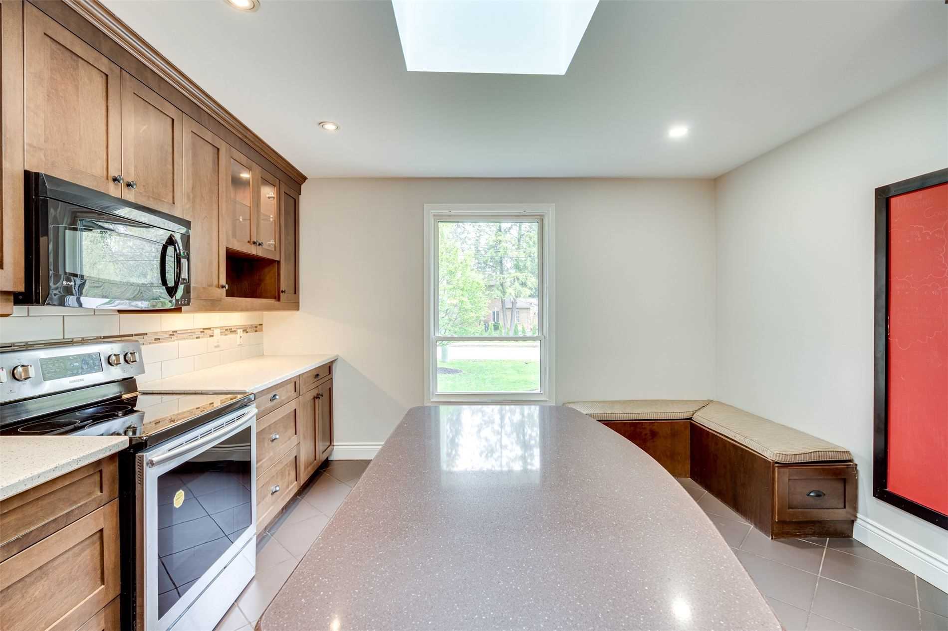 34 Jerseyville Rd E