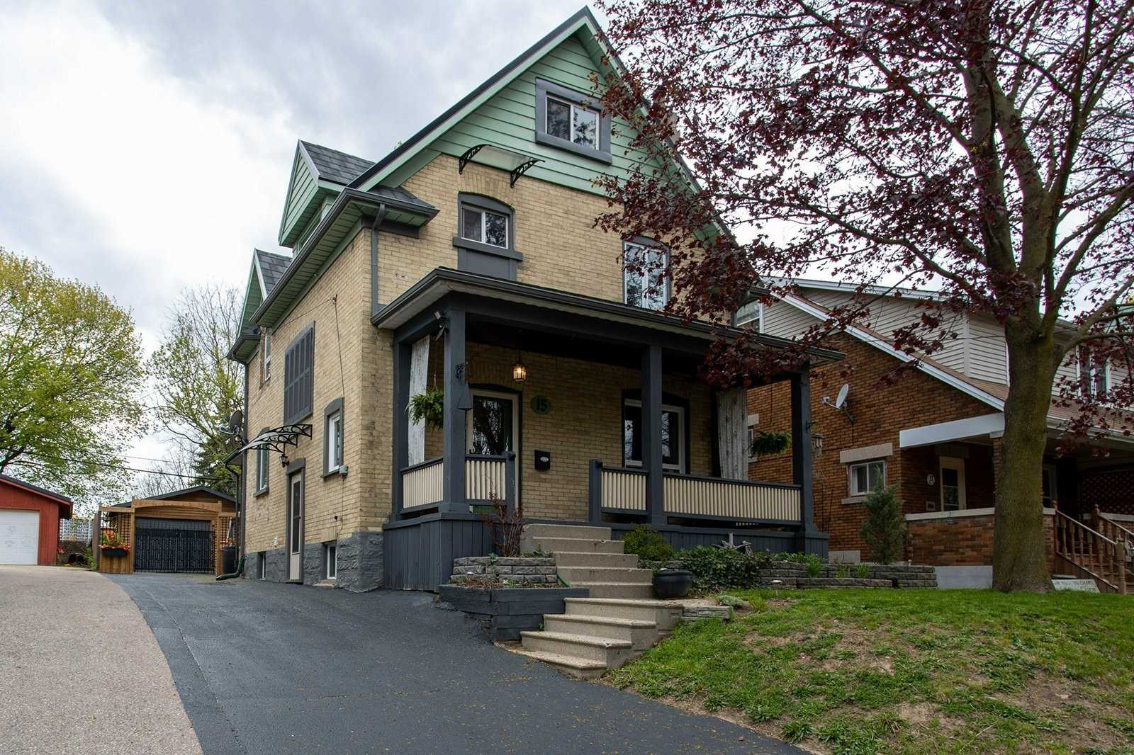 15 Rose St