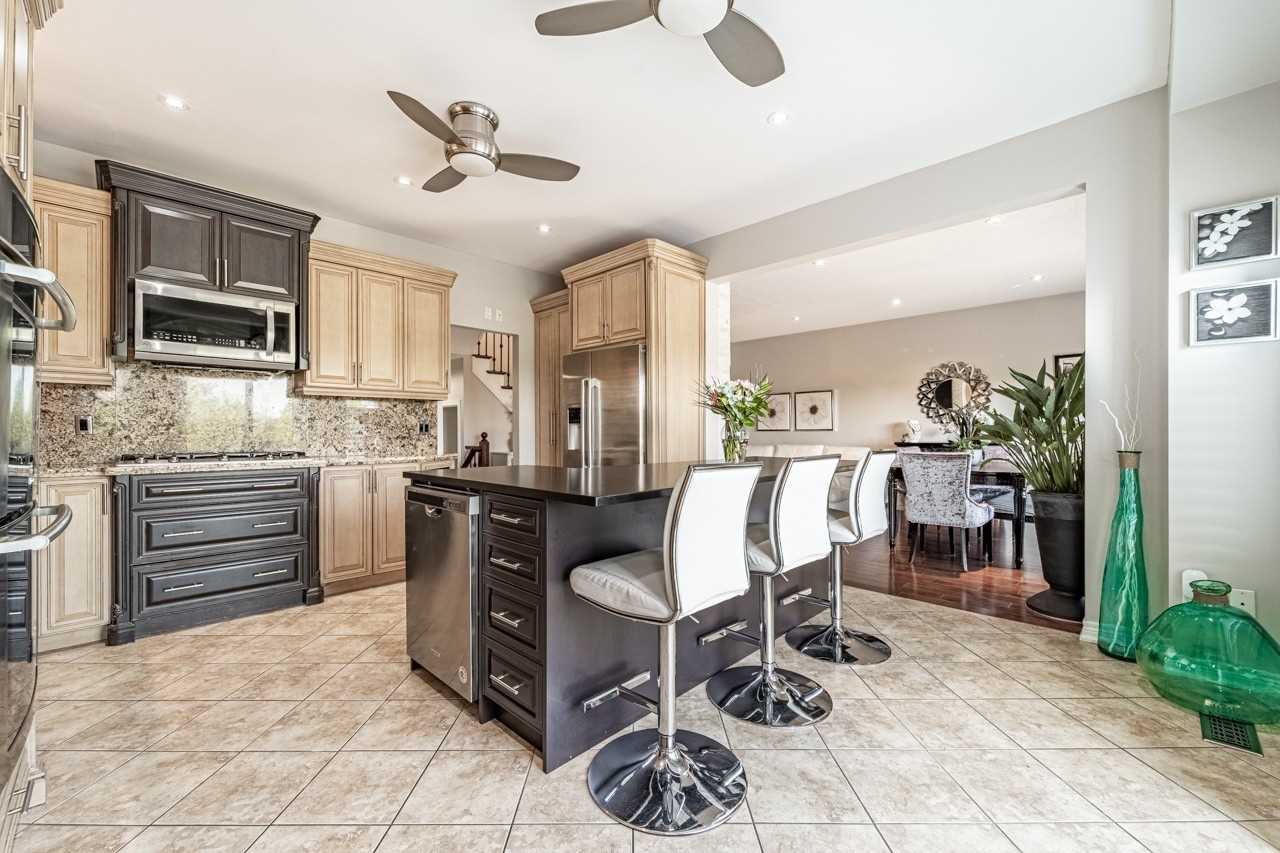 56 Newcastle Crt