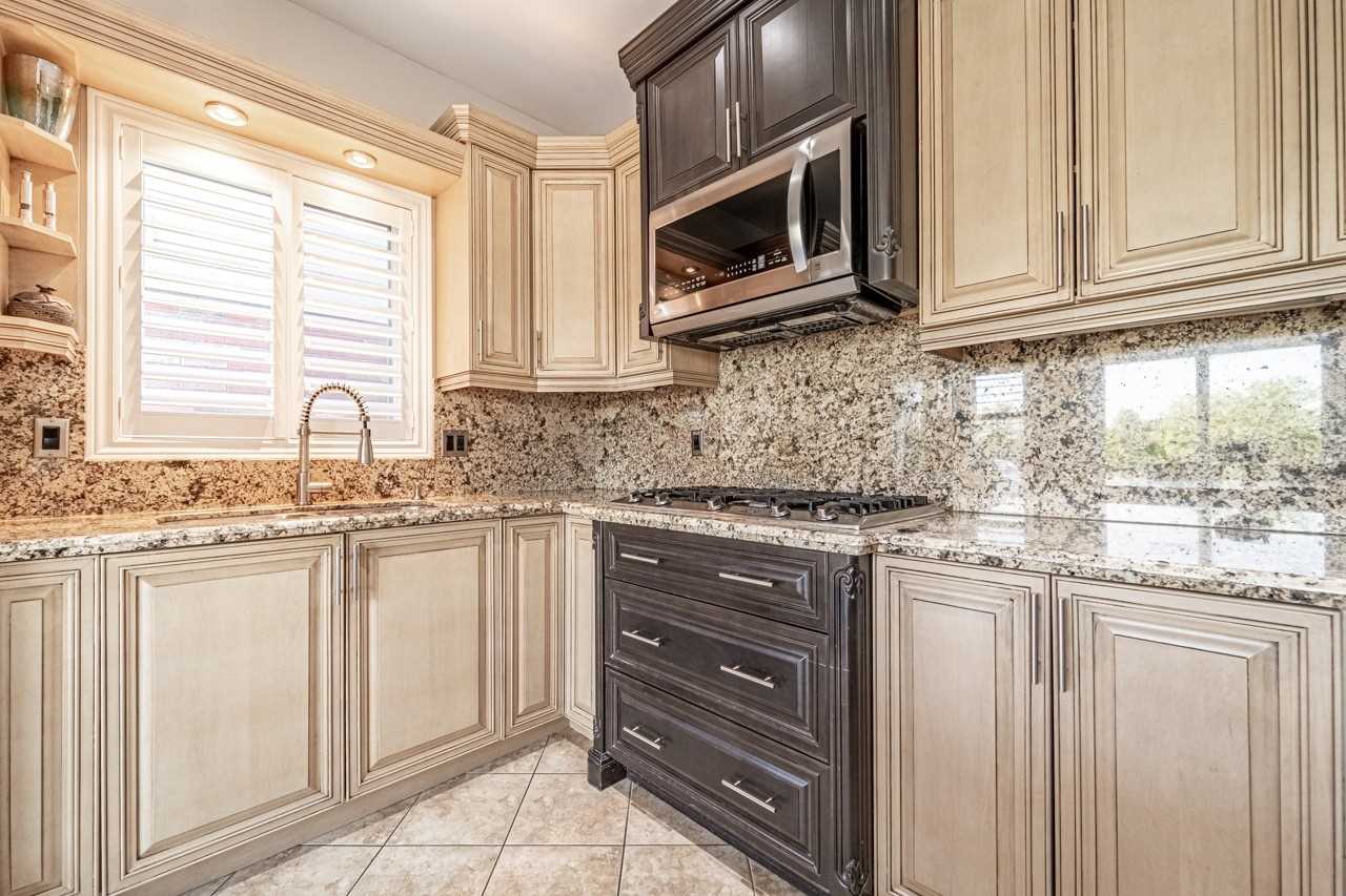 56 Newcastle Crt