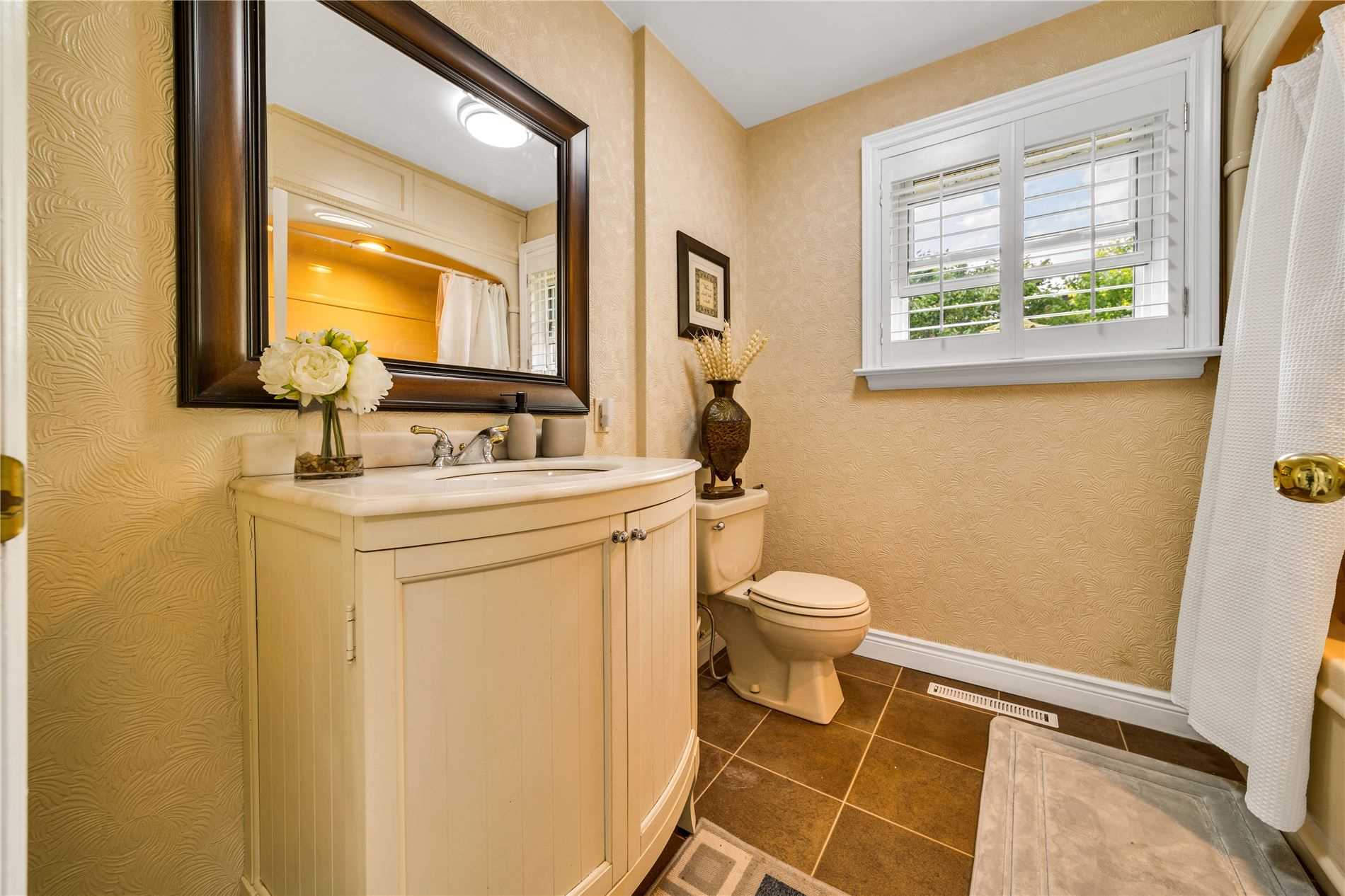 526 Anson Dr