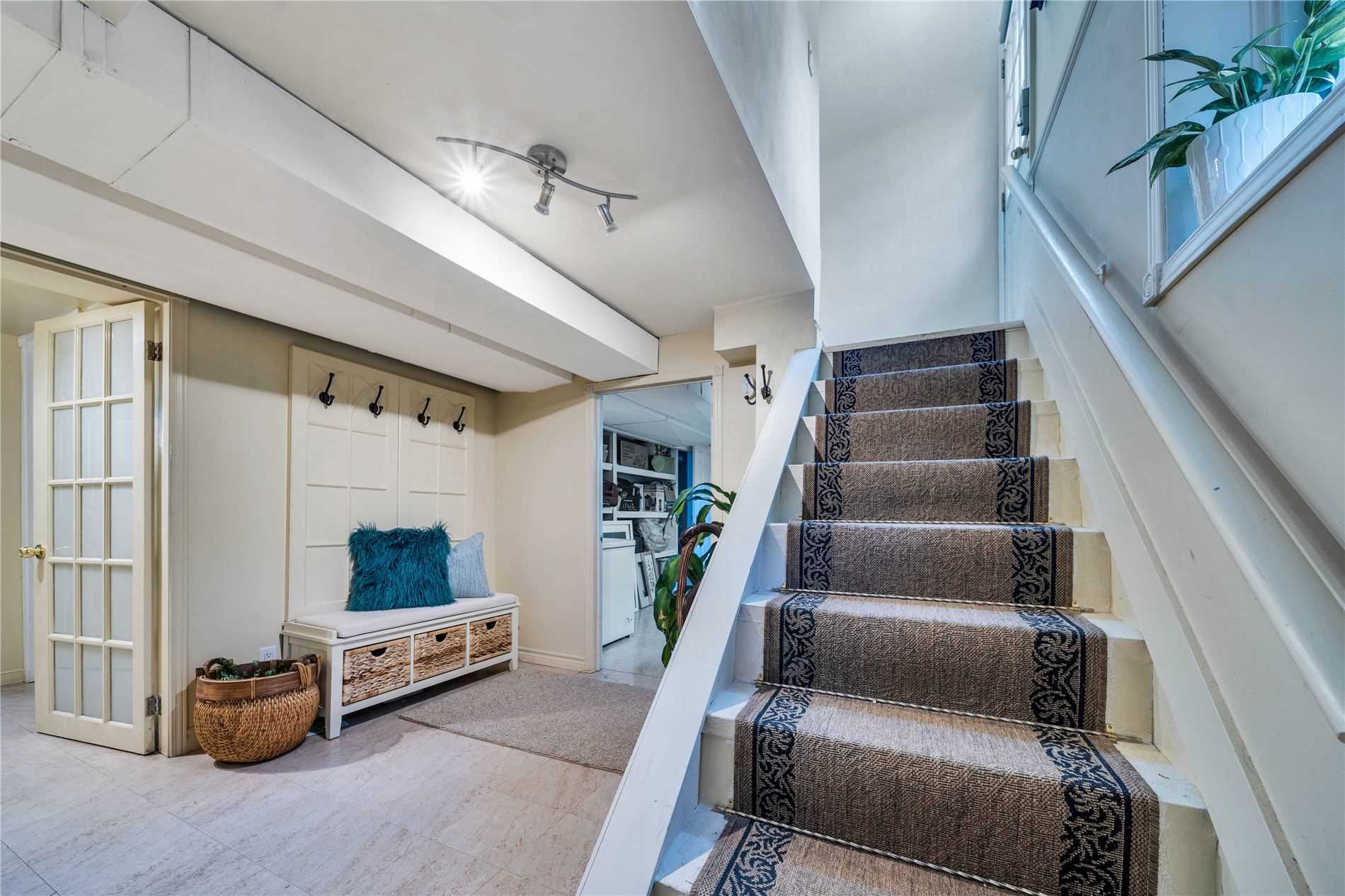 526 Anson Dr