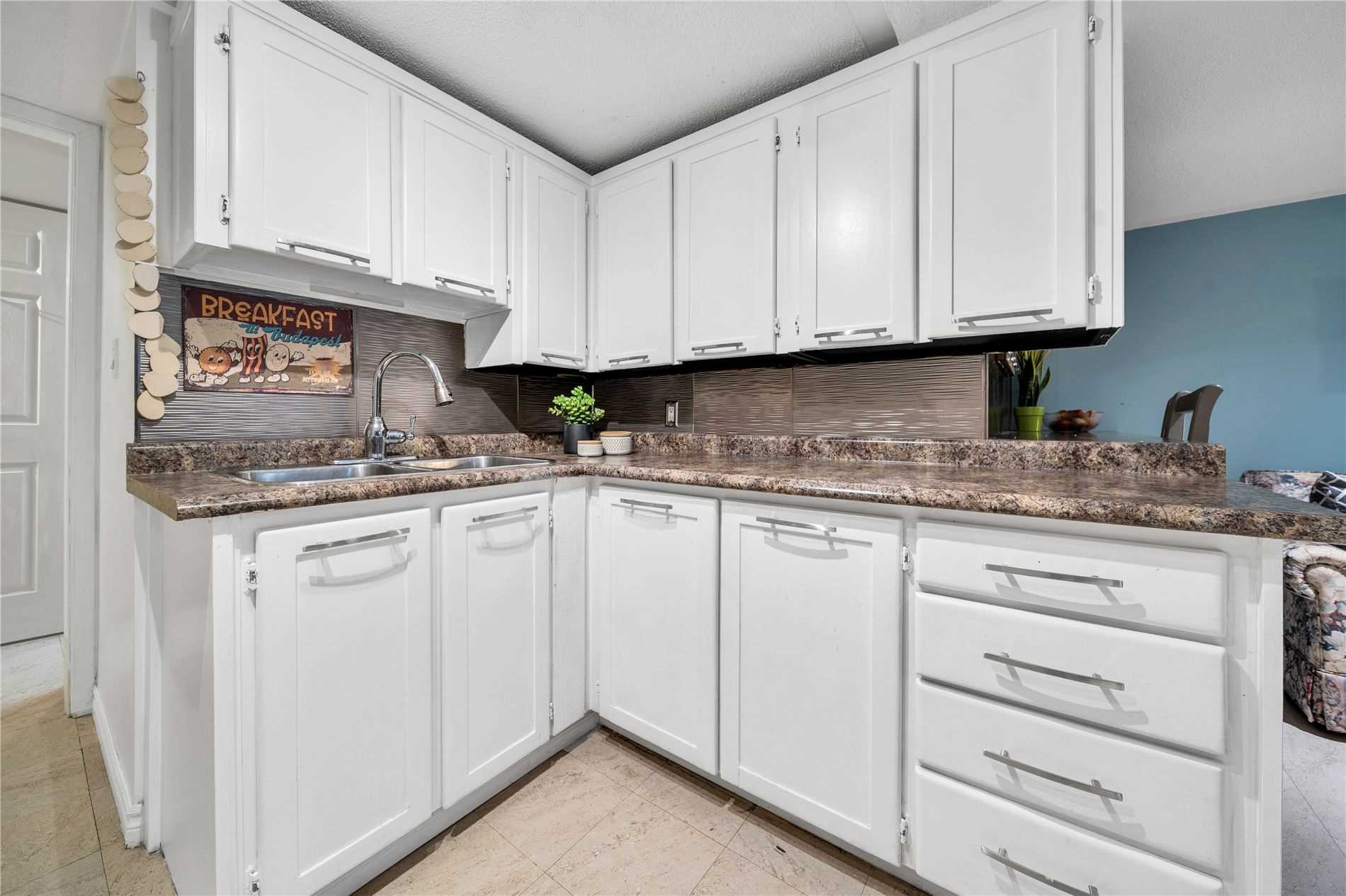 526 Anson Dr