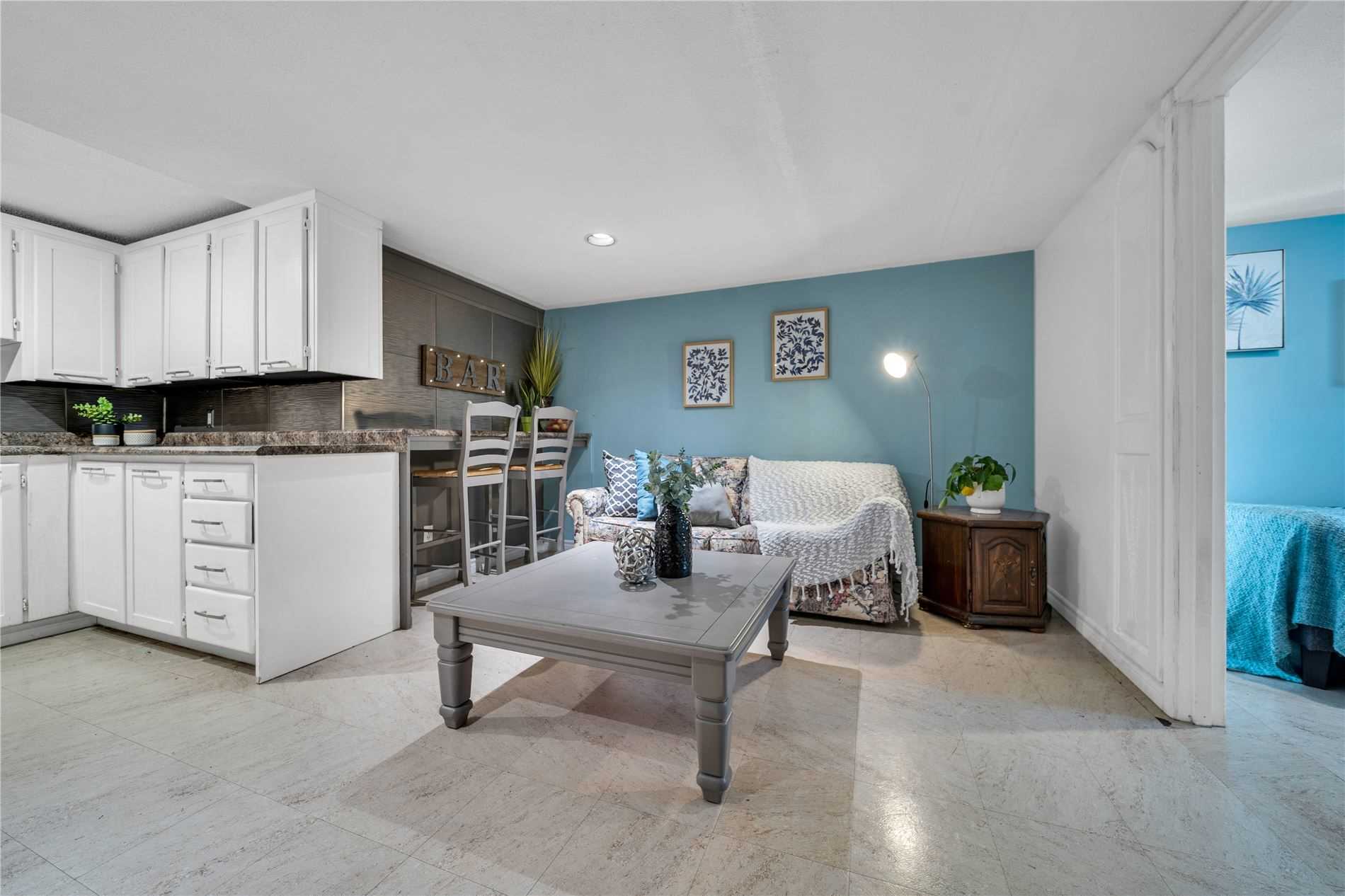 526 Anson Dr