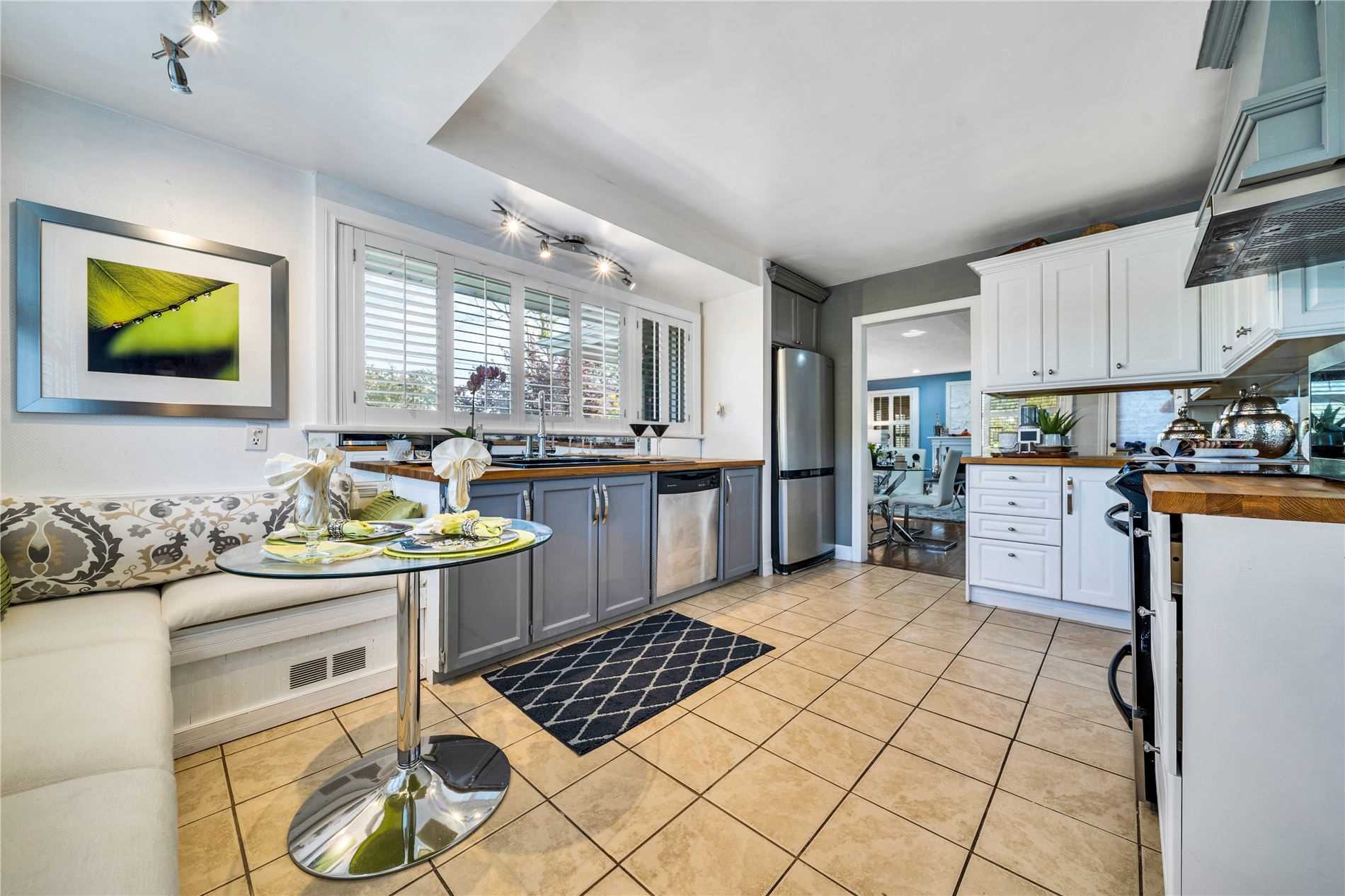 526 Anson Dr