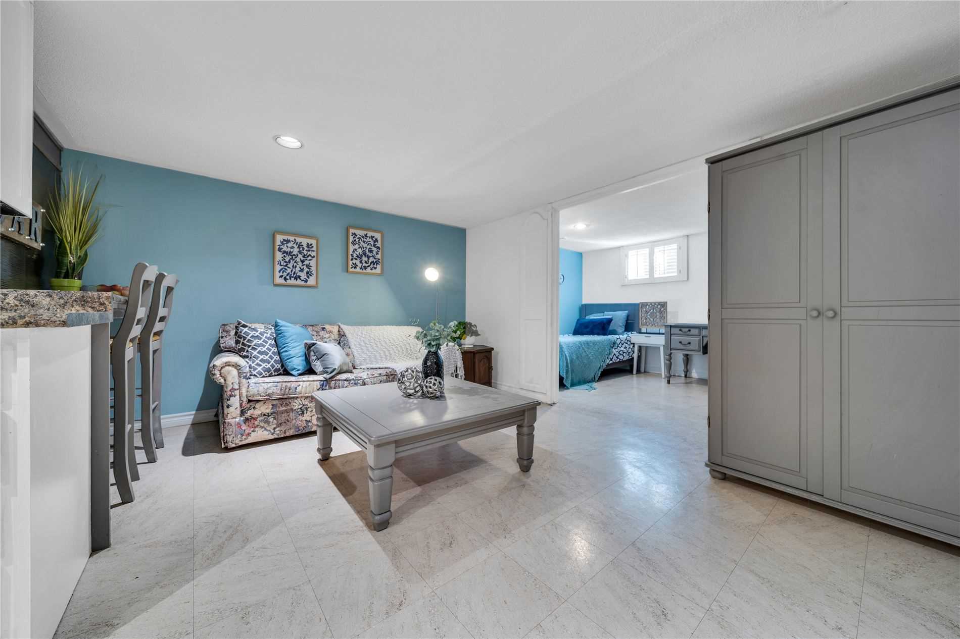 526 Anson Dr