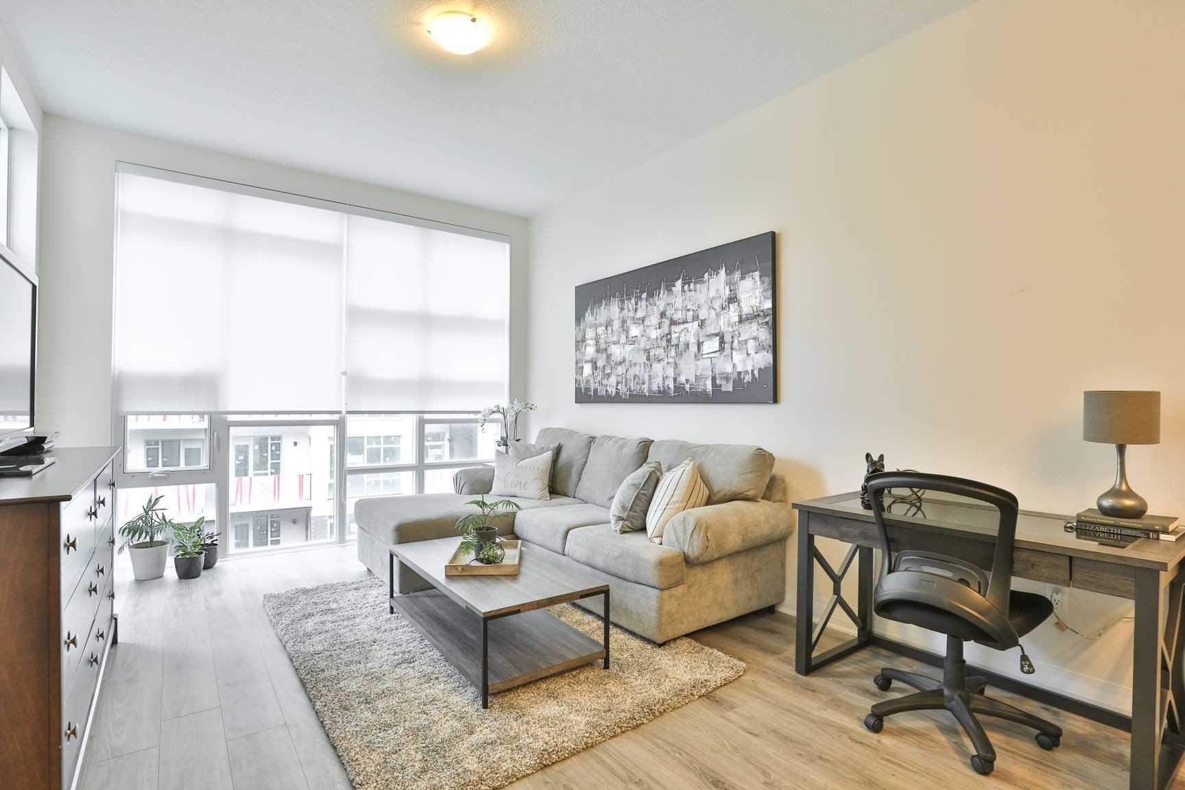 10 Concord Pl, #516