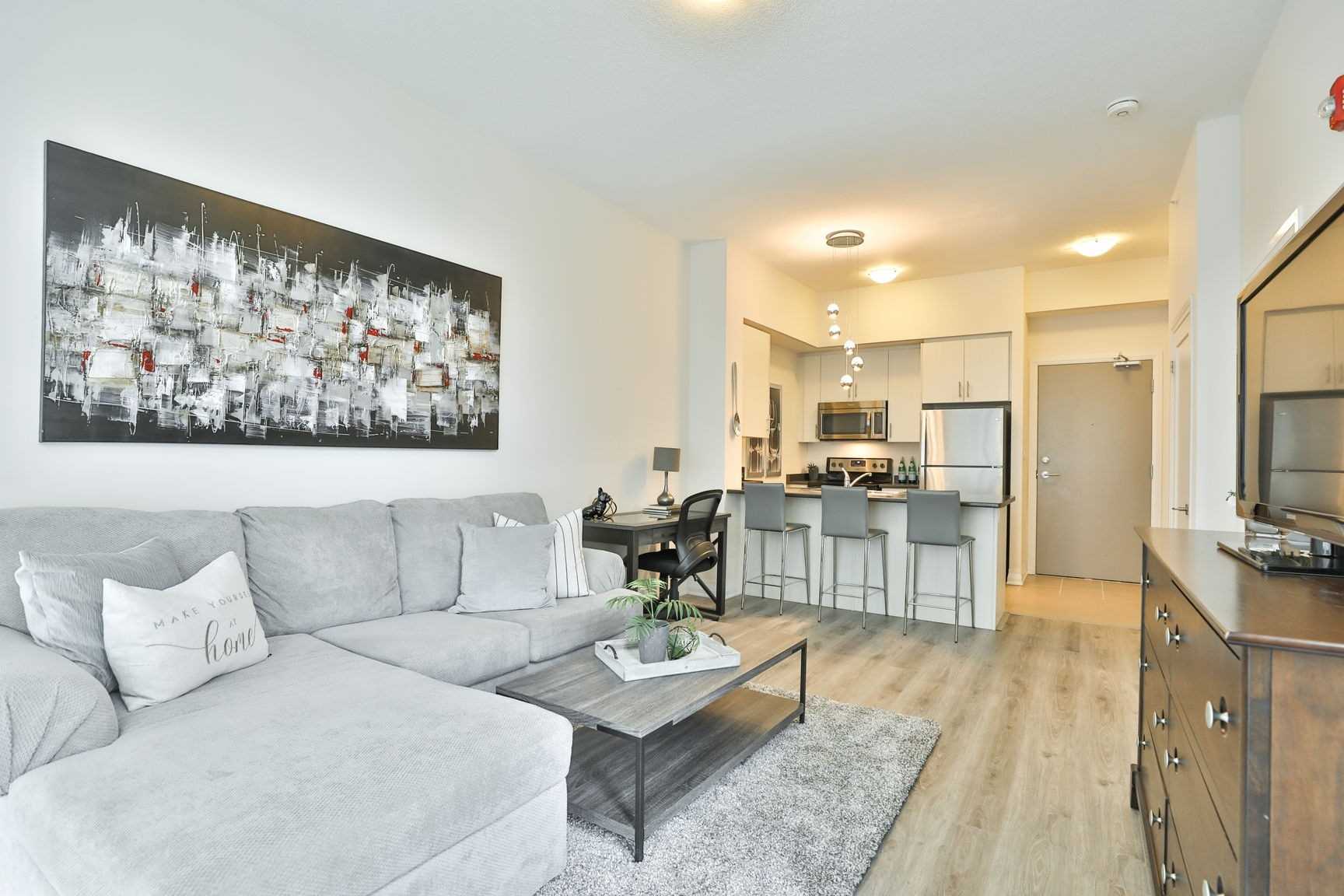 10 Concord Pl, #516