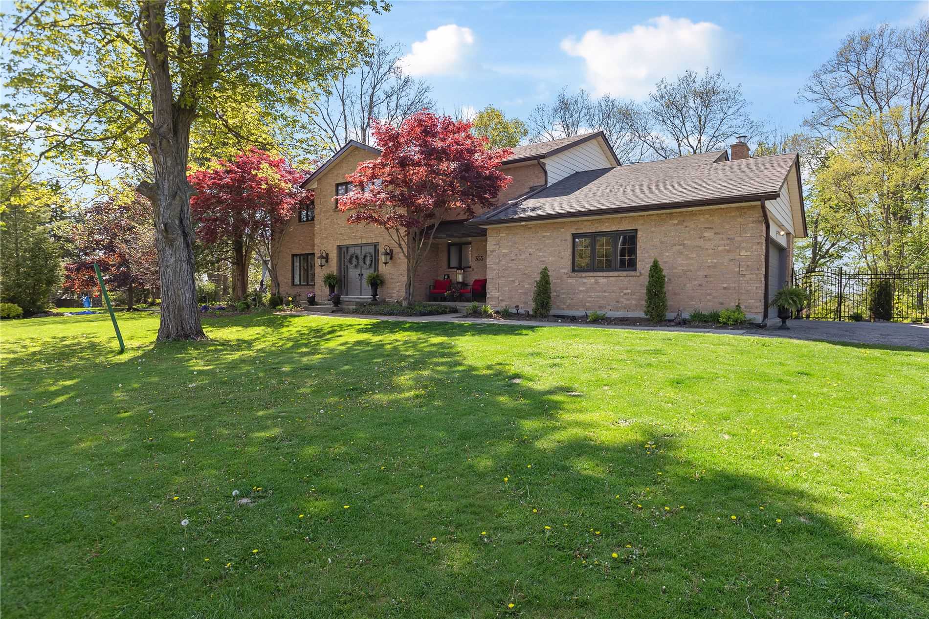 355 Edgehill Dr
