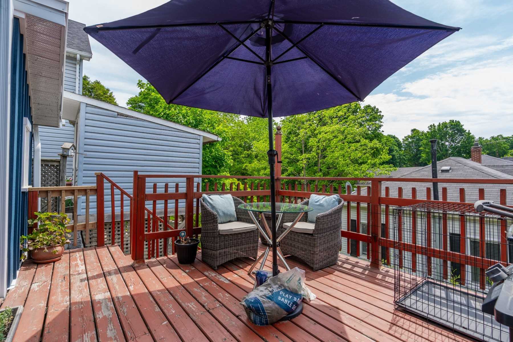 263 Ridout St