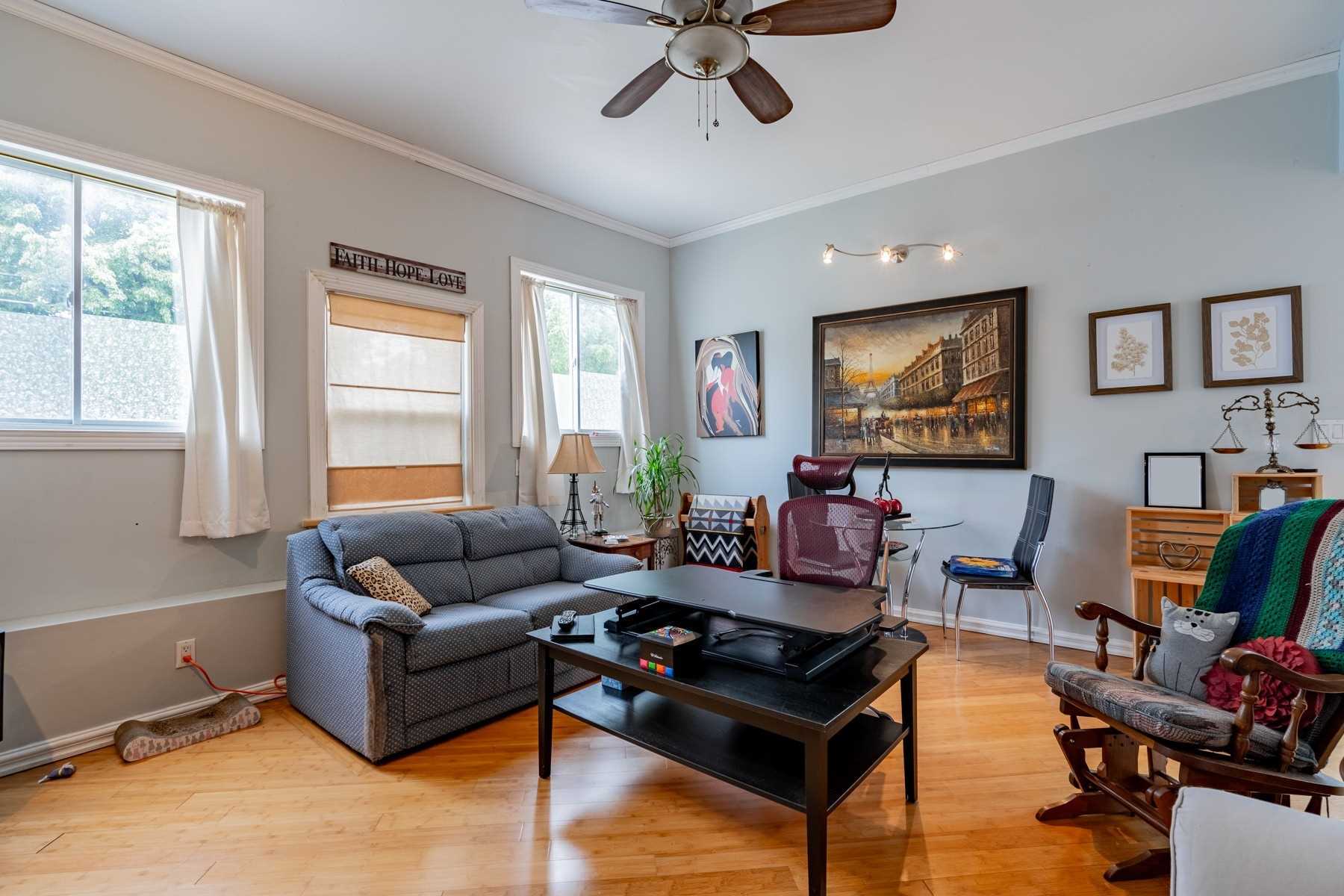 263 Ridout St
