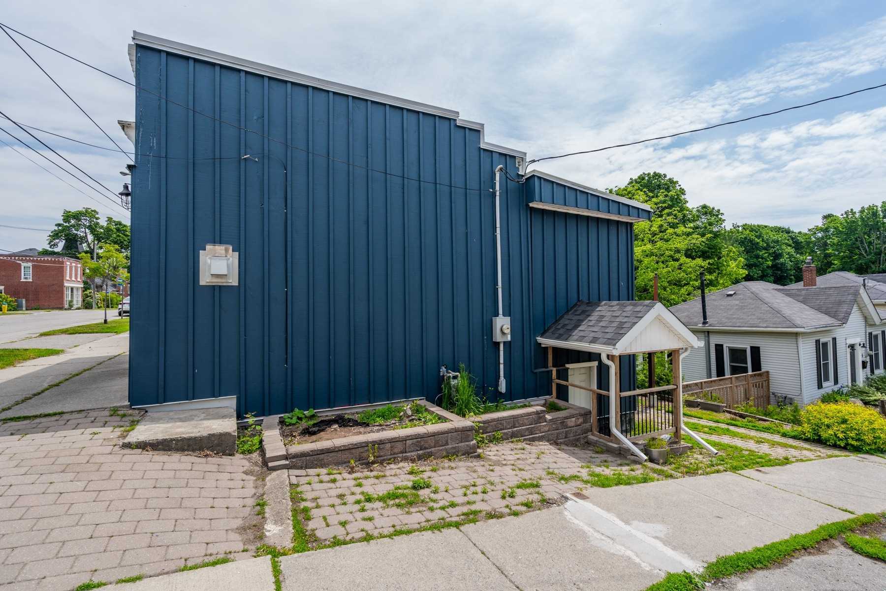 263 Ridout St