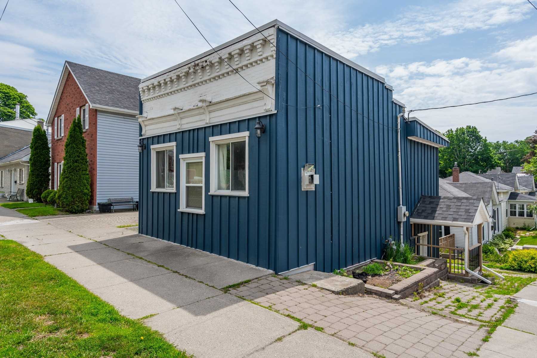 263 Ridout St