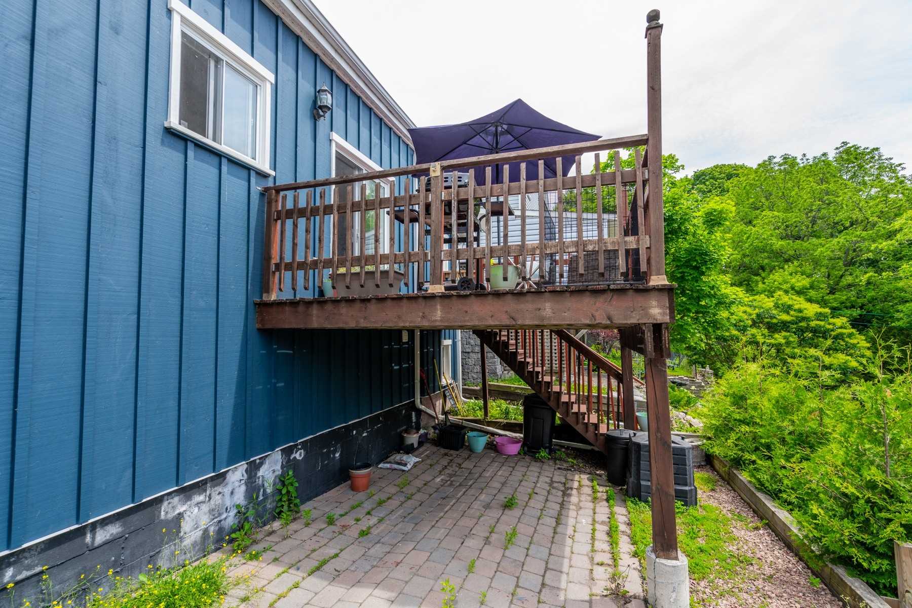263 Ridout St