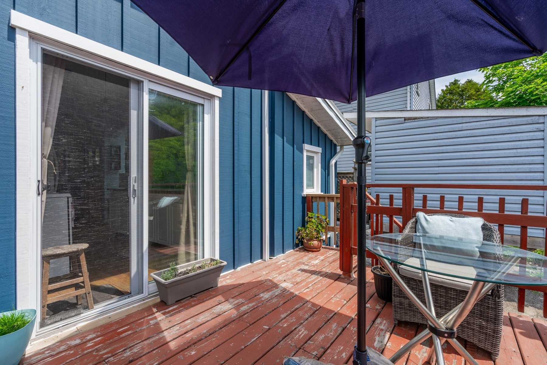 263 Ridout St