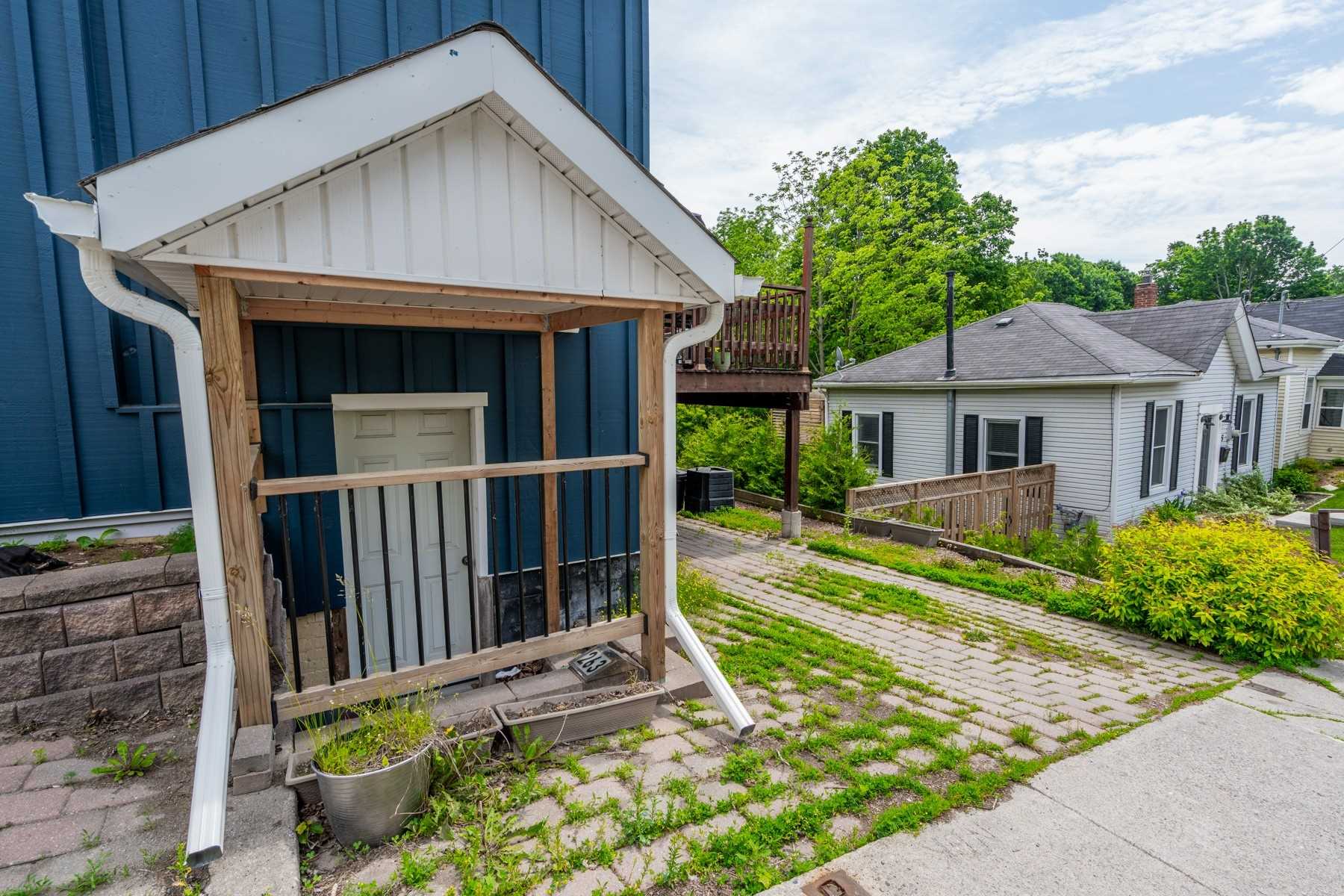 263 Ridout St