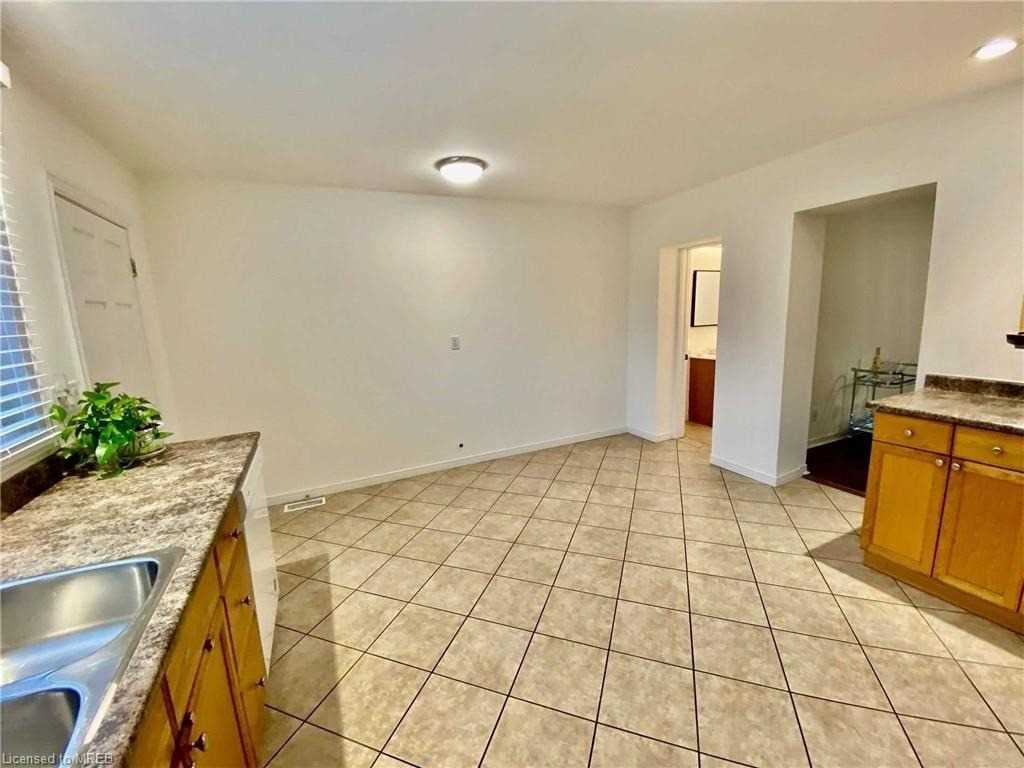 Listing X5267356 - Large Photo # 11