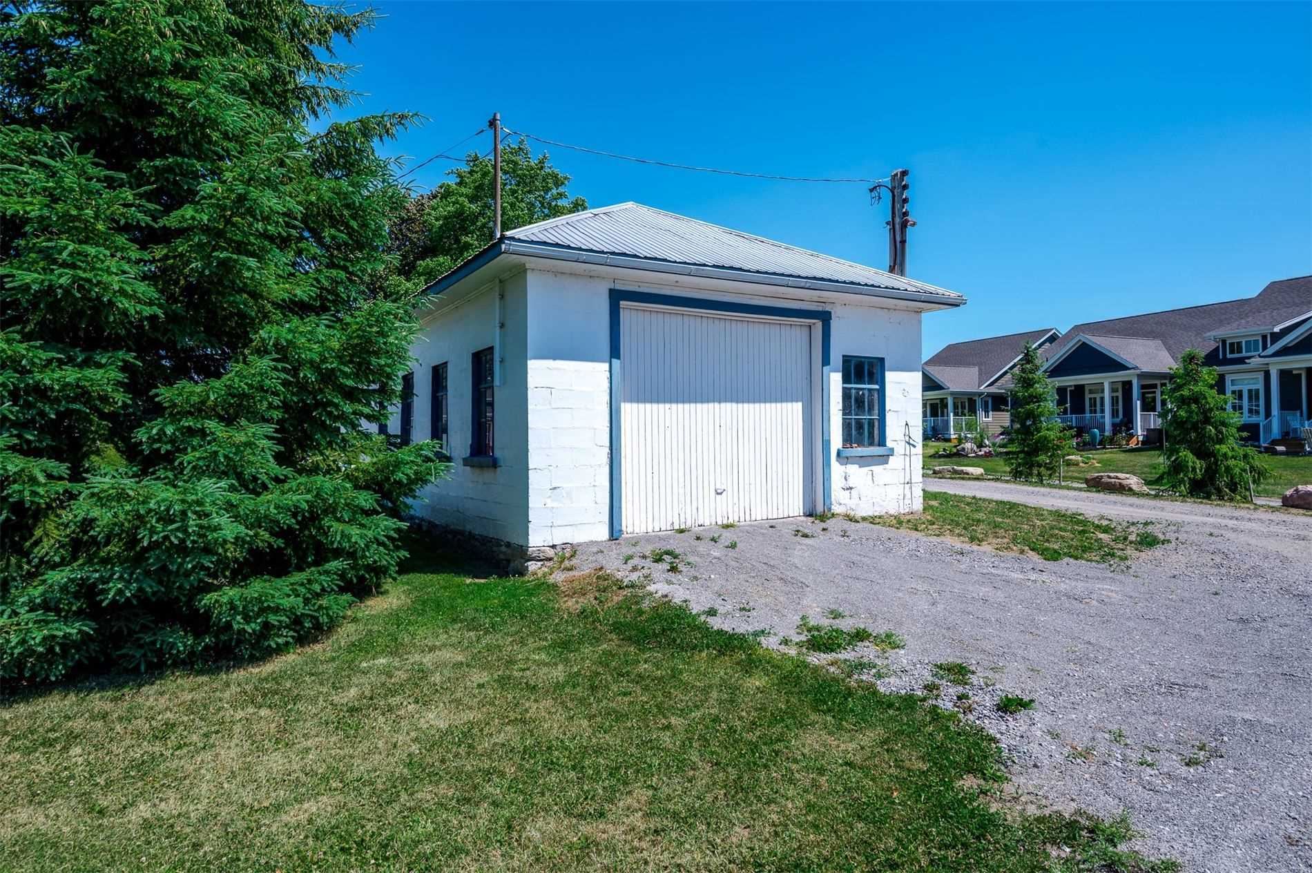 241 Queen St