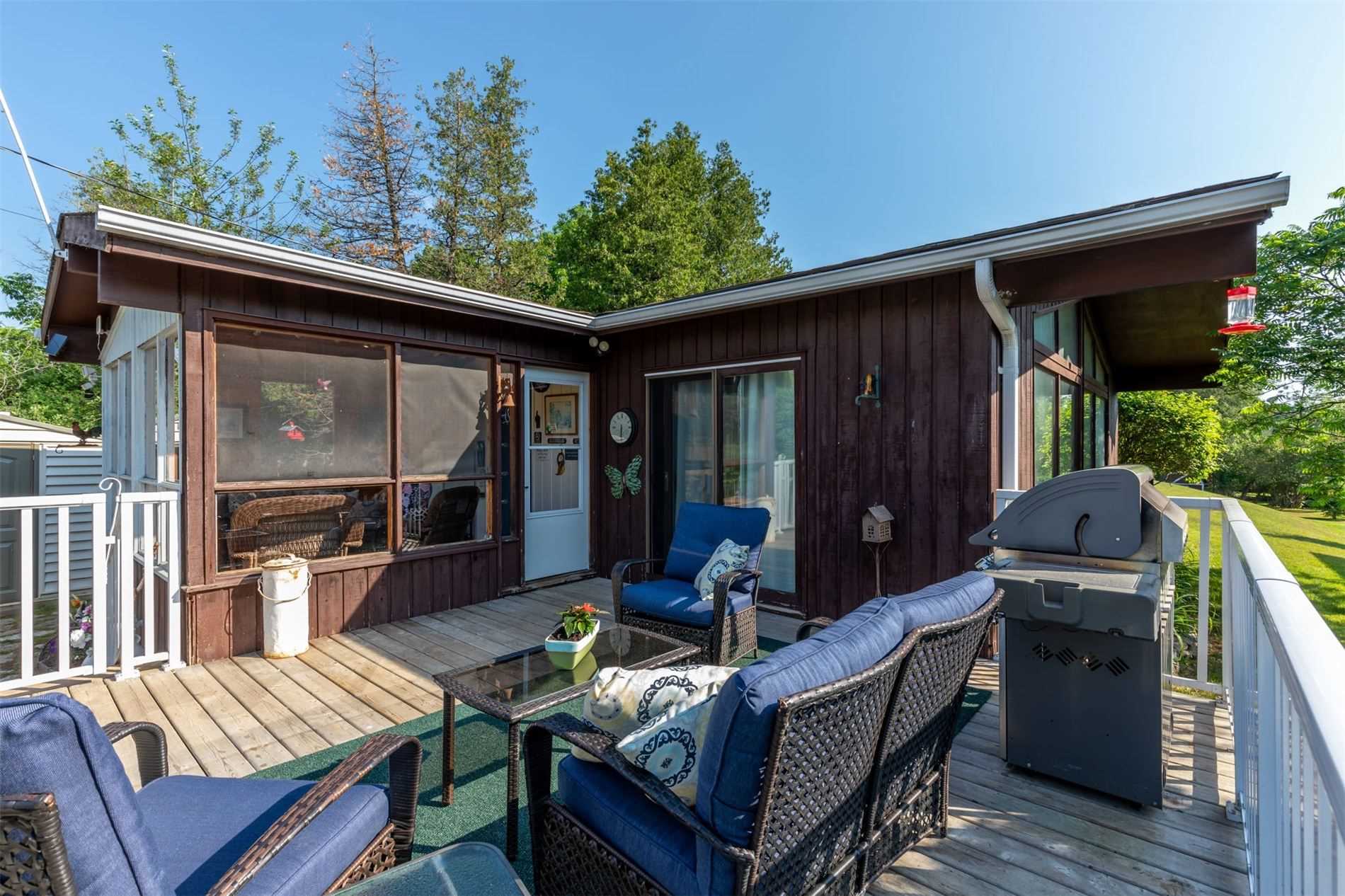 25 Lakeview Cottage Rd