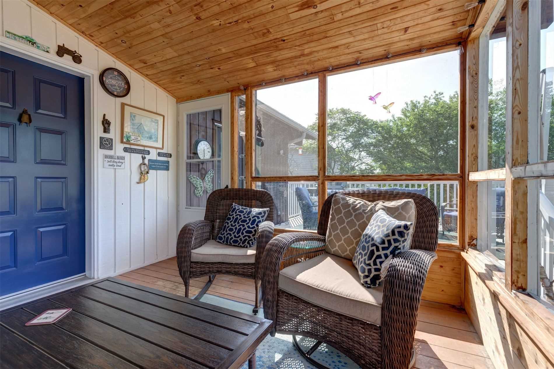 25 Lakeview Cottage Rd