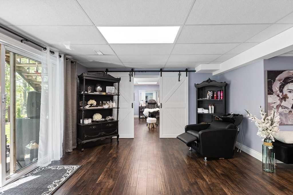 355 Edgehill Dr