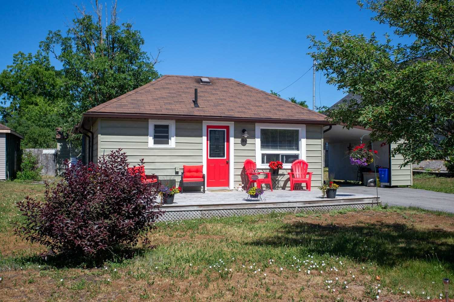 80 Helen St