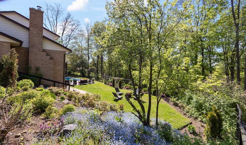 355 Edgehill Dr