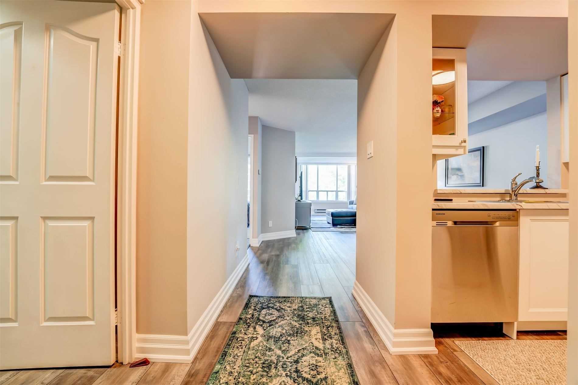 8111 Forest Glen Dr, #416