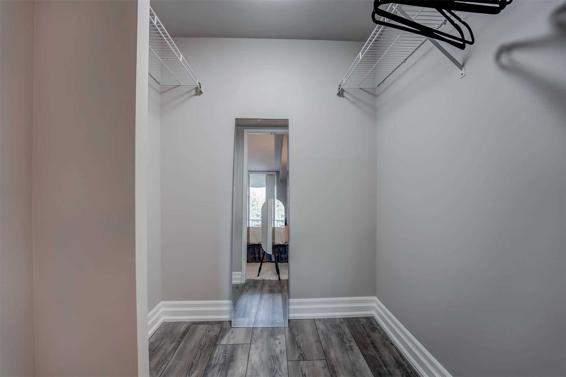 8111 Forest Glen Dr, #416