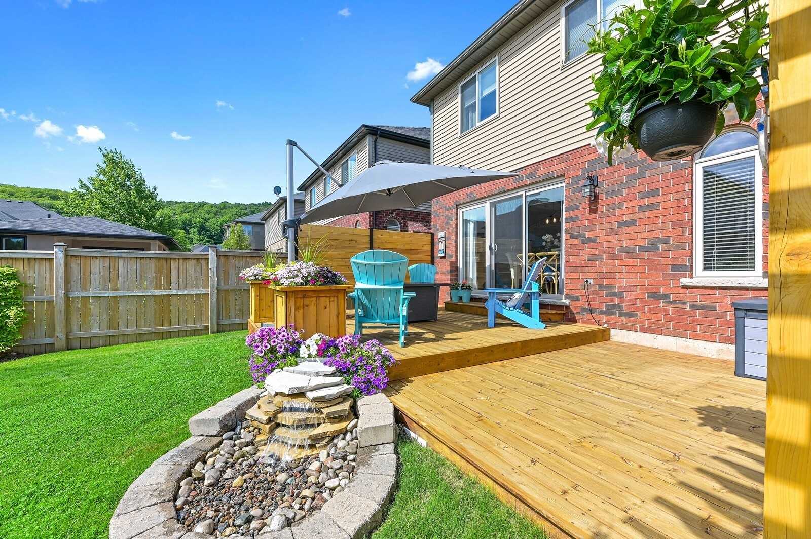 28 Udell Way