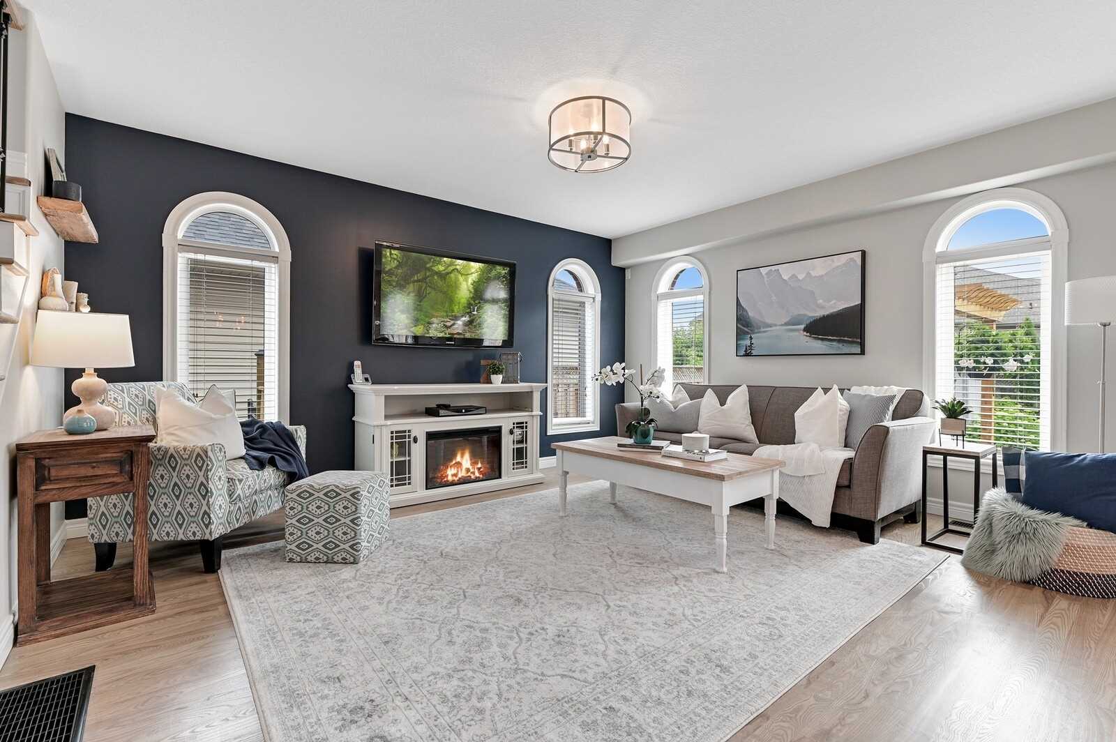 28 Udell Way