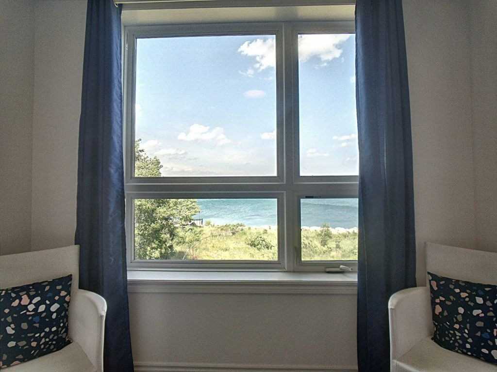 35 Southshore Cres, #328