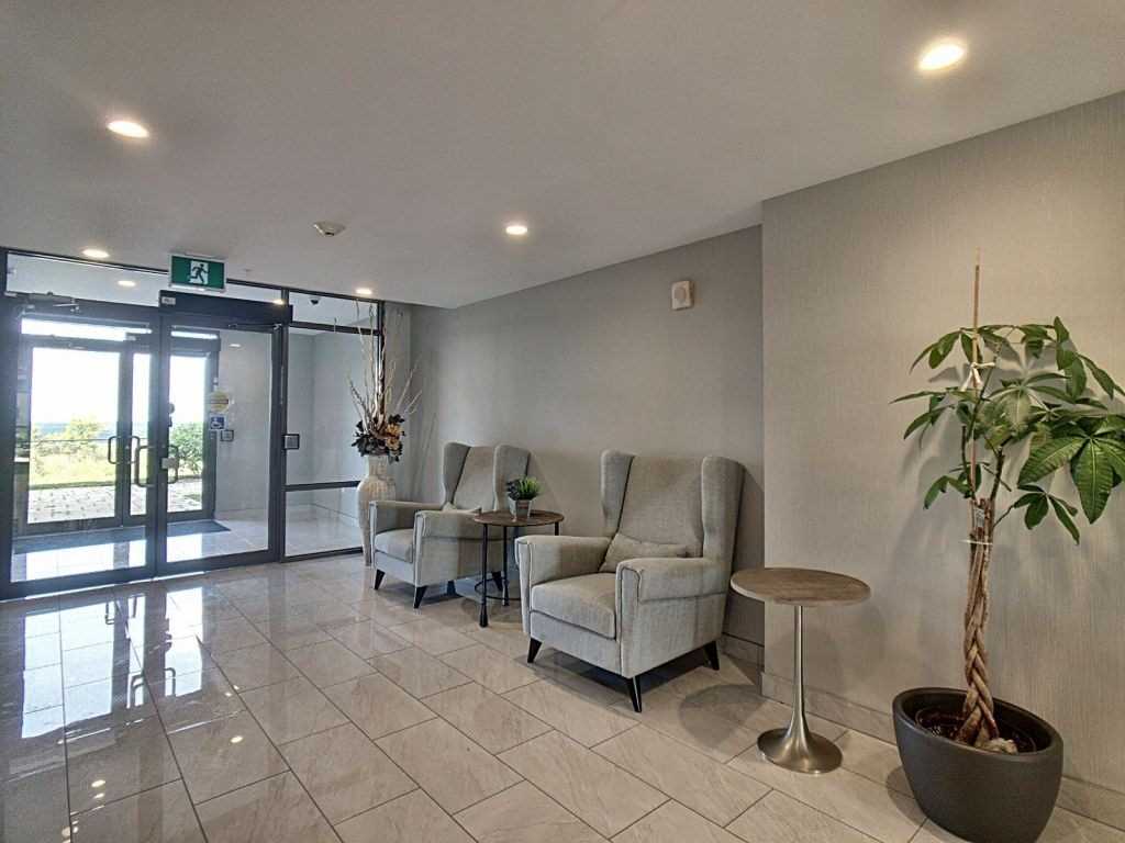 35 Southshore Cres, #328