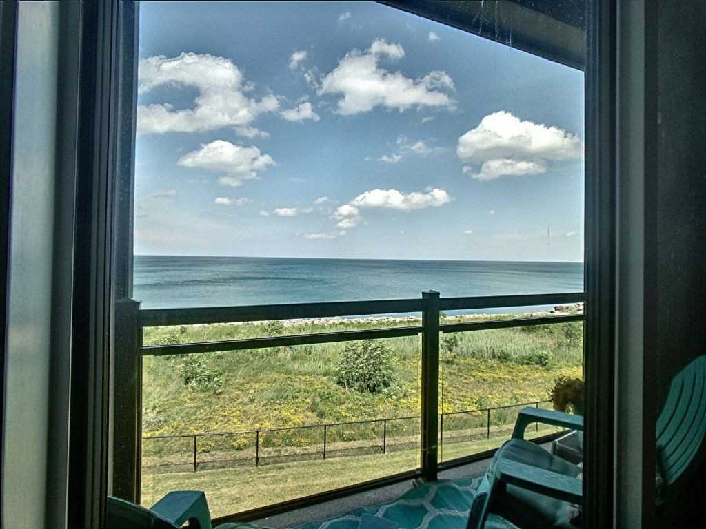 35 Southshore Cres, #328