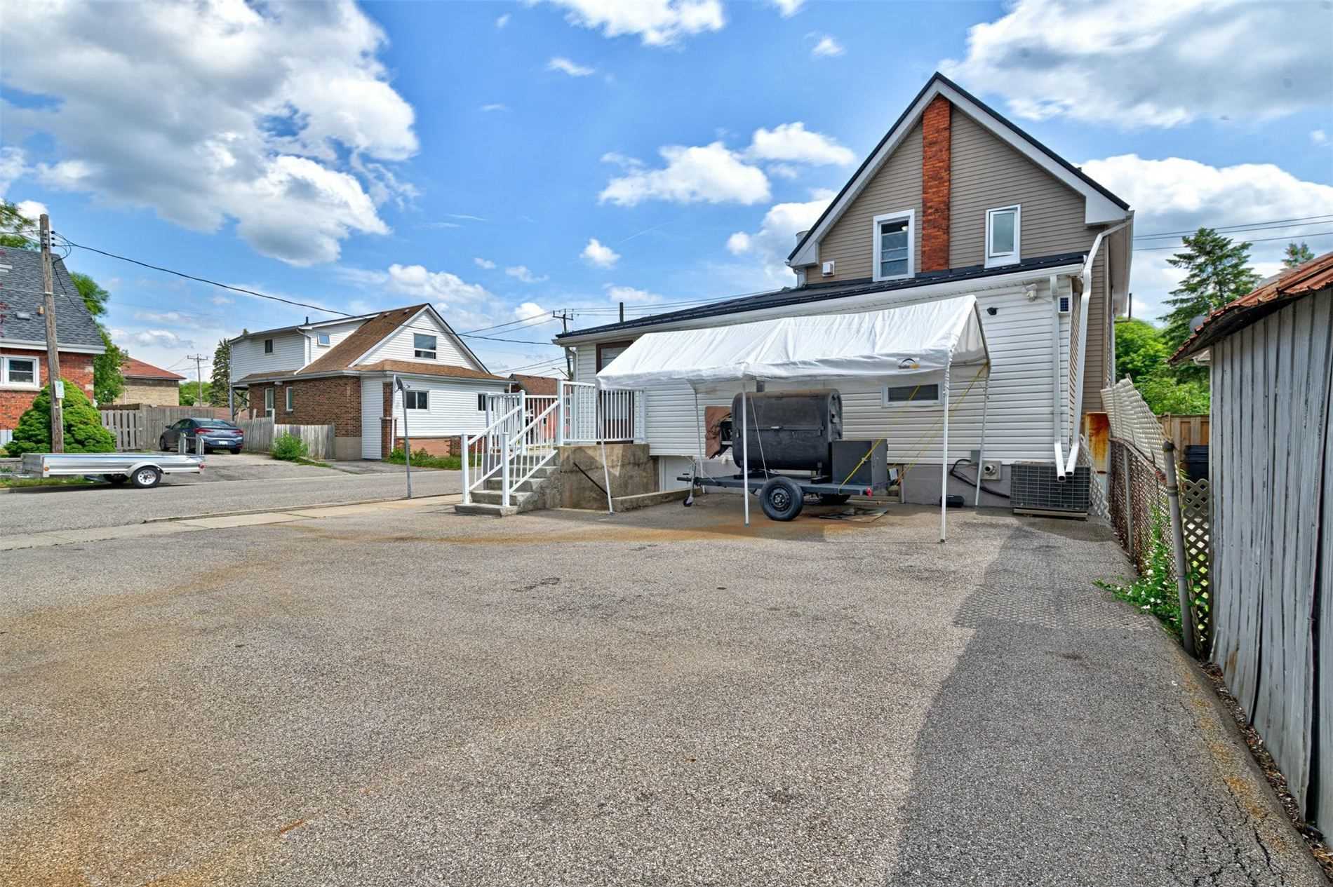 18 Elgin St