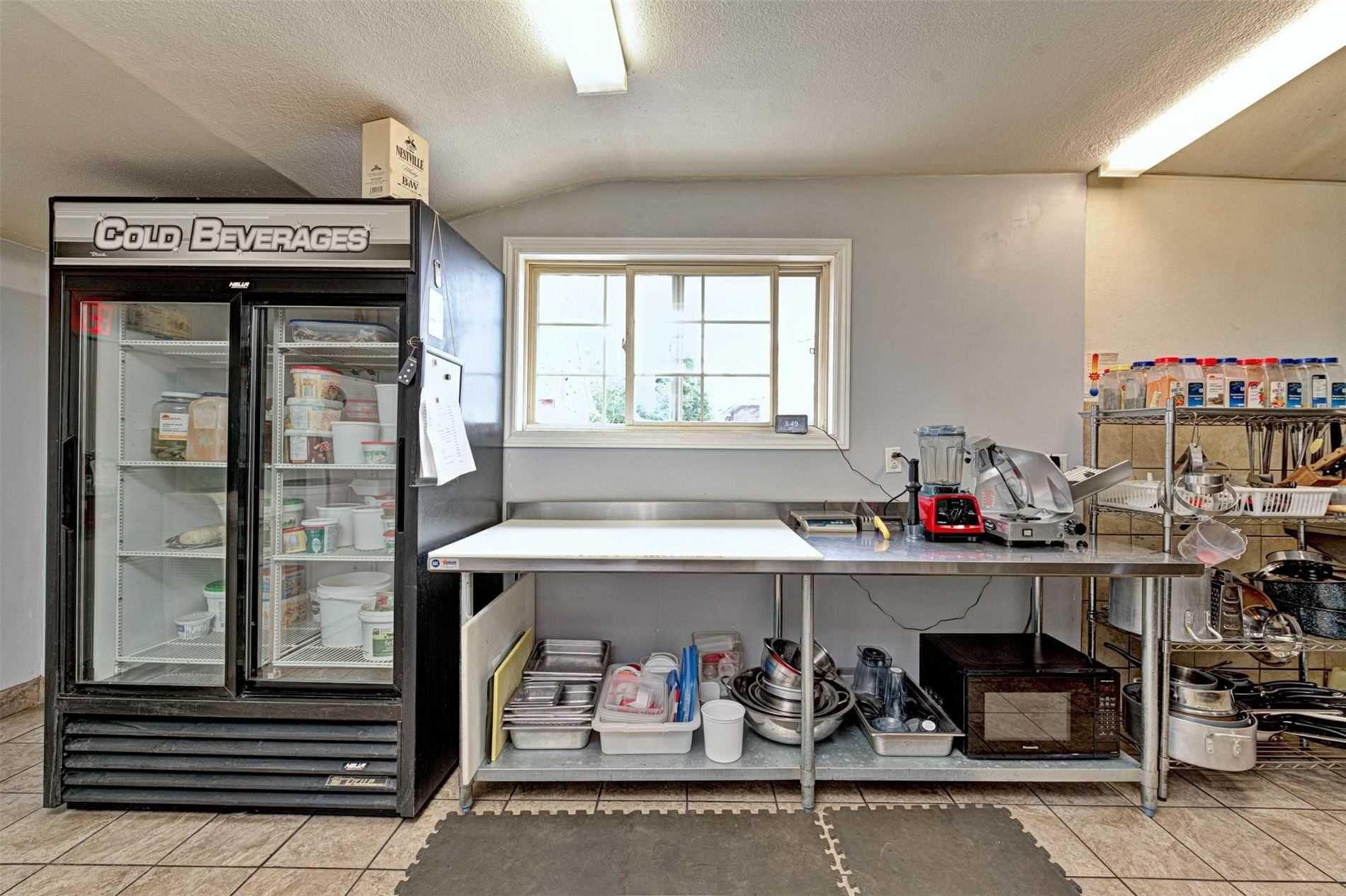 18 Elgin St