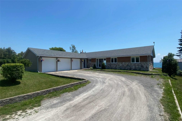 605 Barcovan Beach Rd, Quinte West