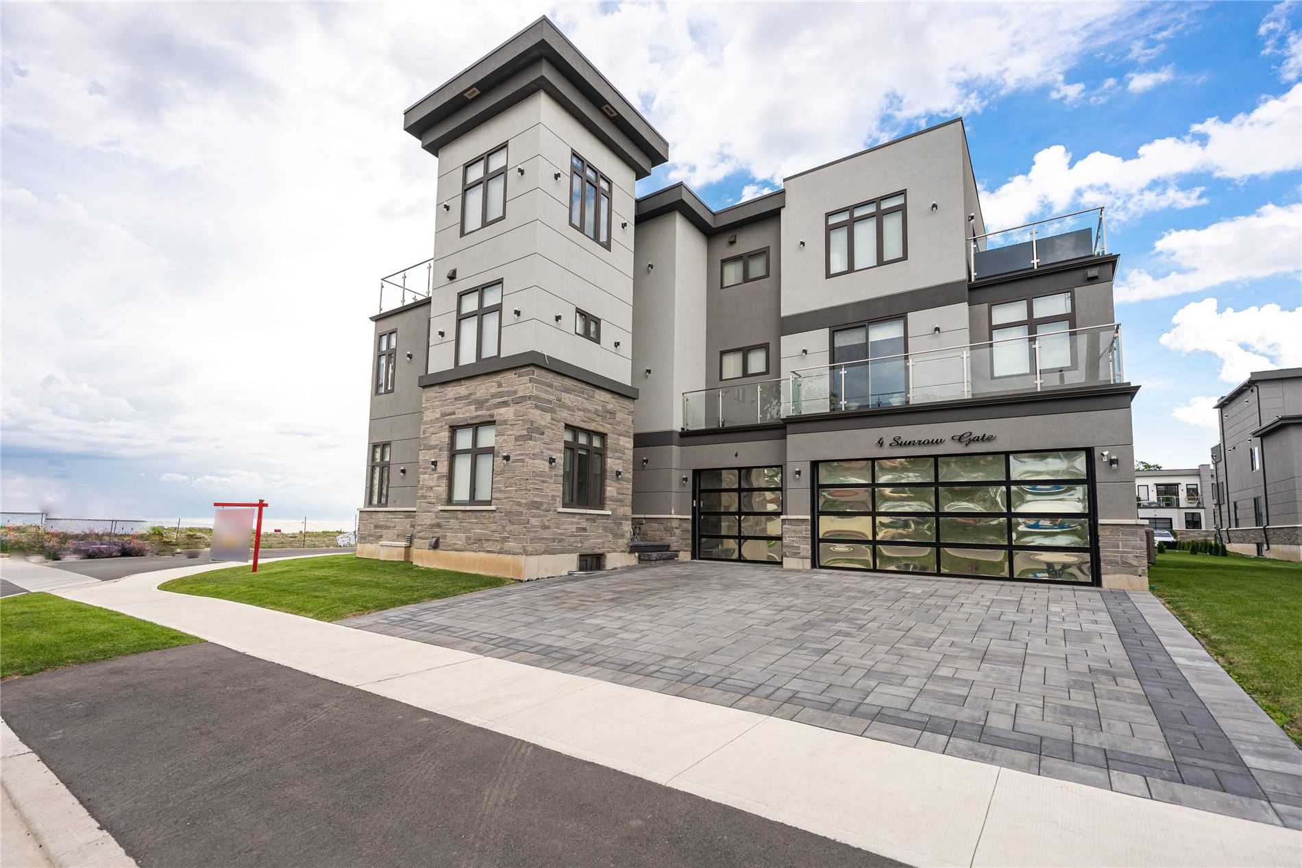 4 Sunrow Gate