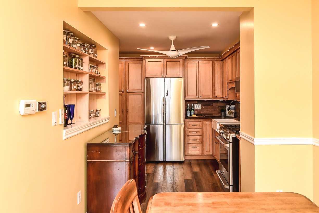 1 Royalwood Crt, #66