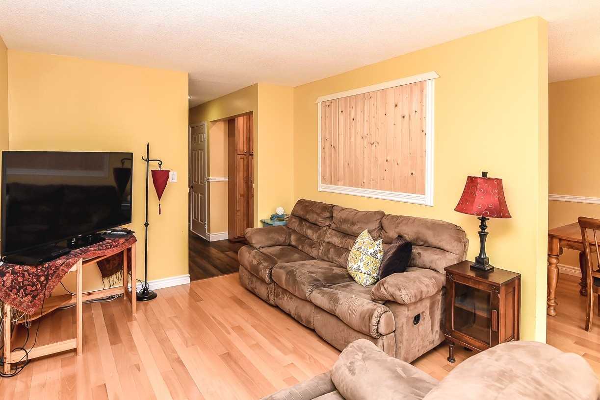 1 Royalwood Crt, #66