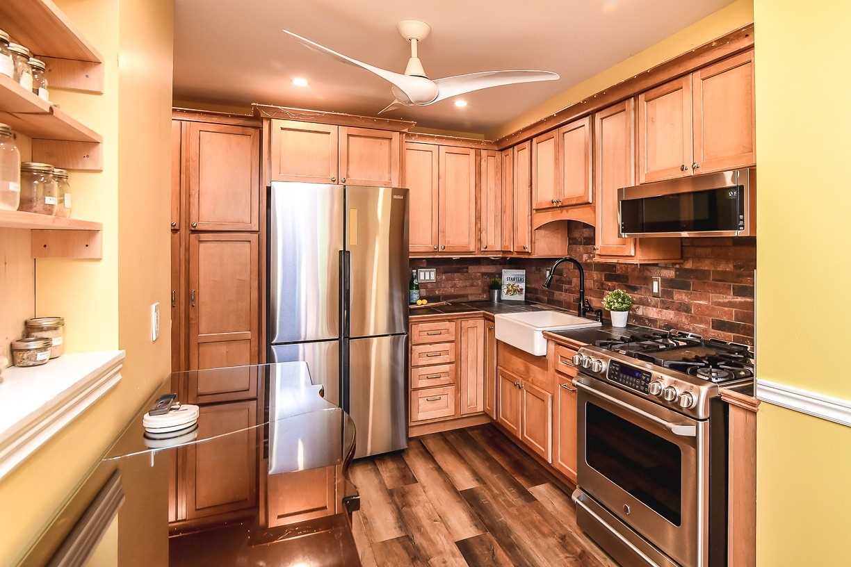 1 Royalwood Crt, #66