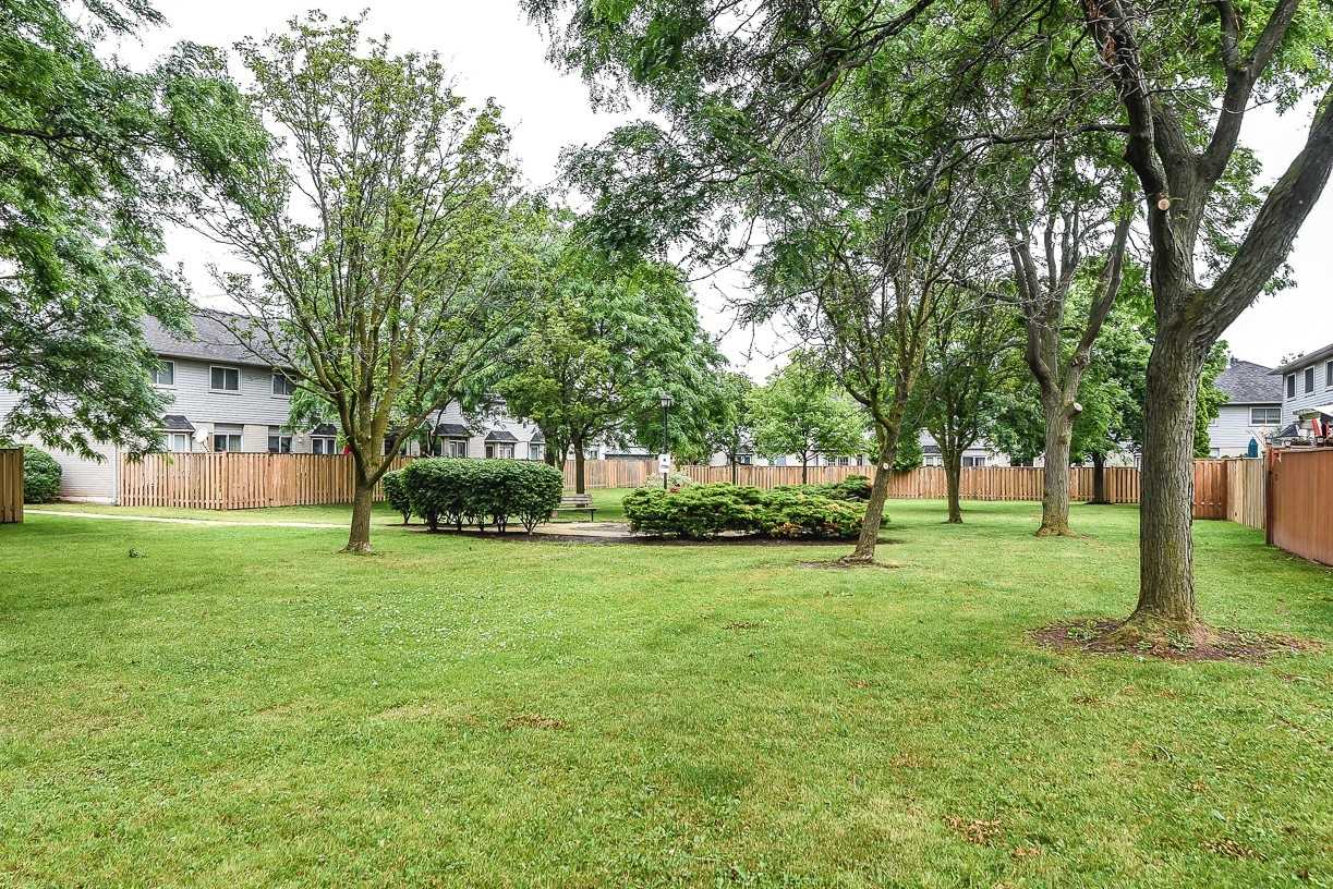 1 Royalwood Crt, #66