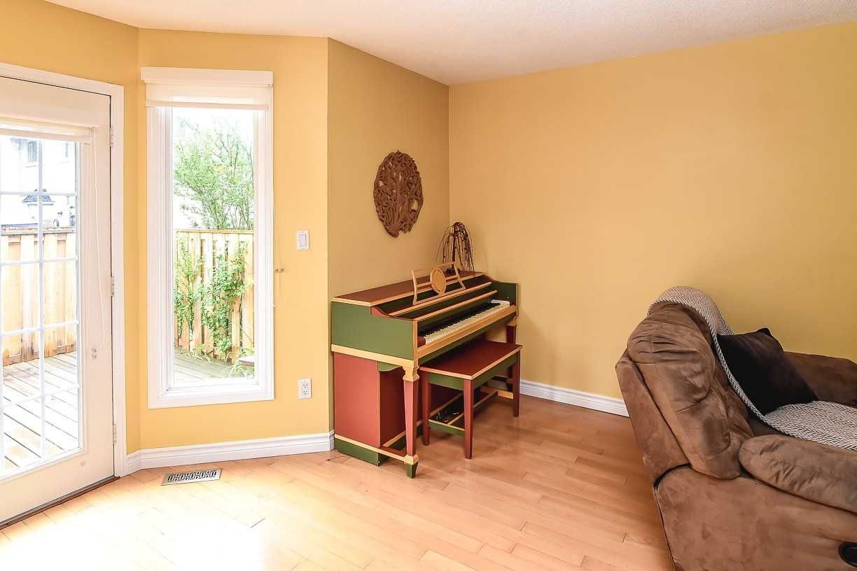 1 Royalwood Crt, #66