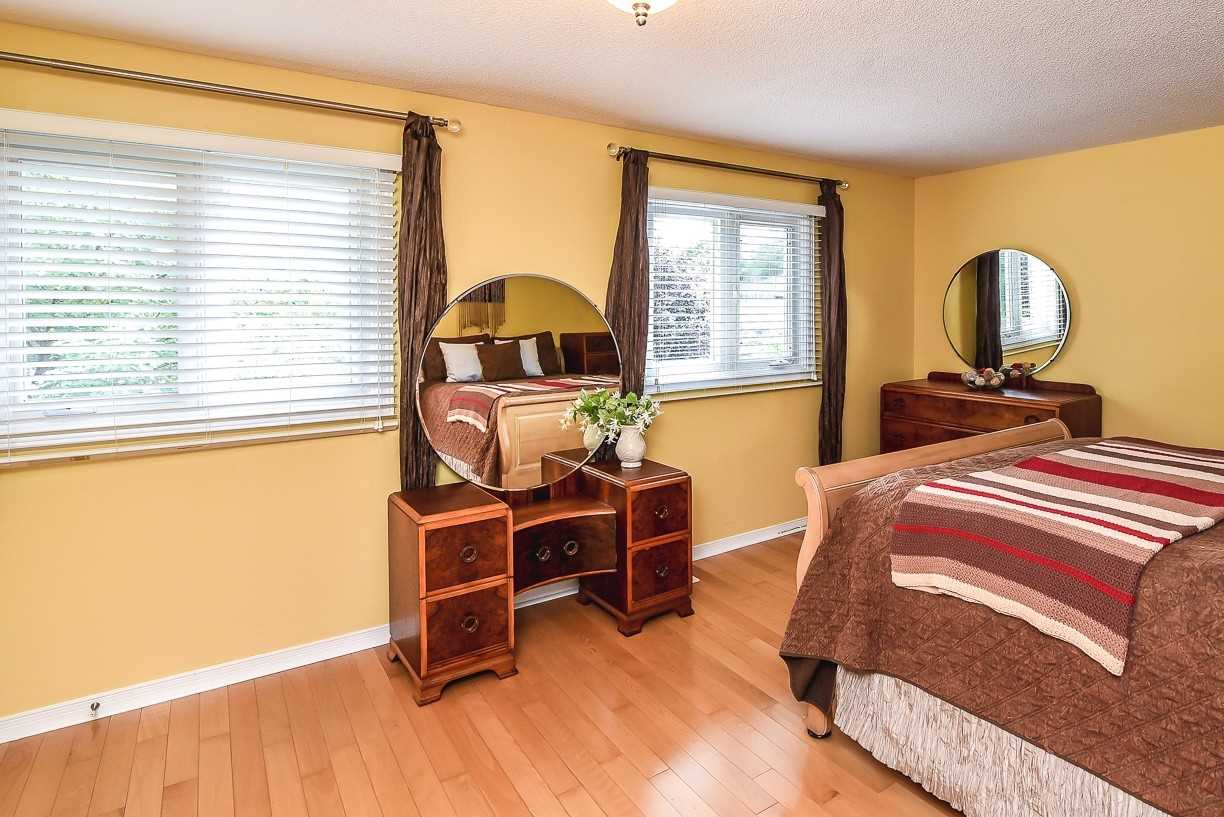 1 Royalwood Crt, #66